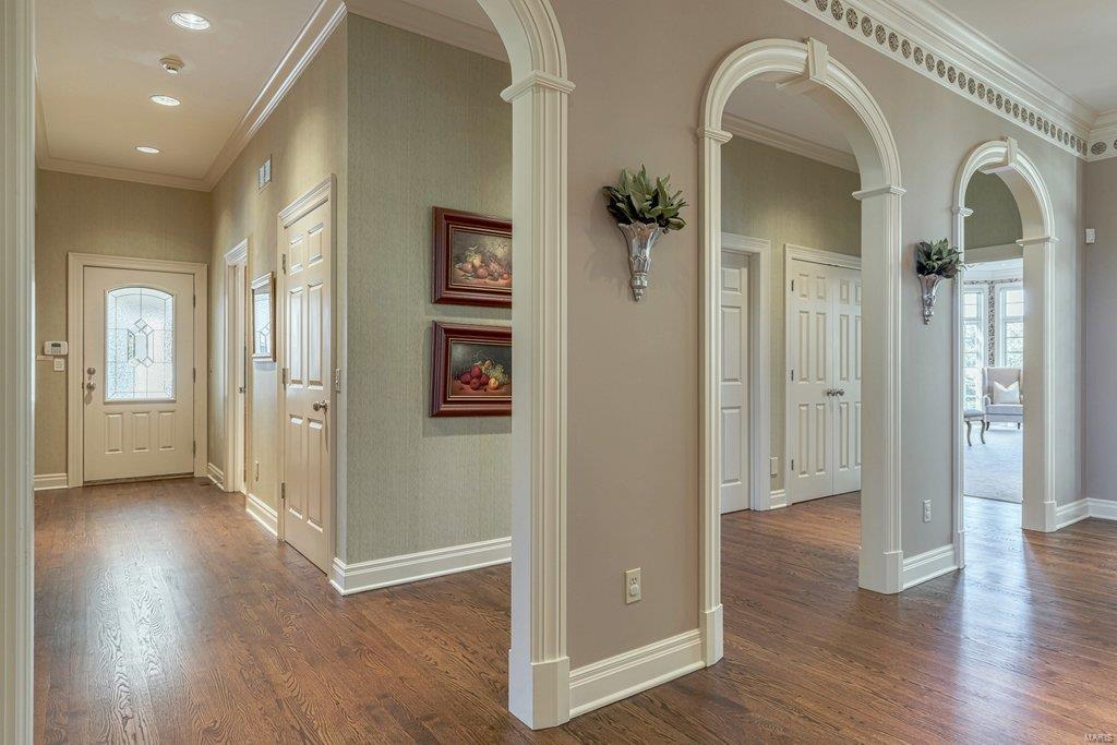 Whitmoor Upper Rdwy & Esmt - Residential