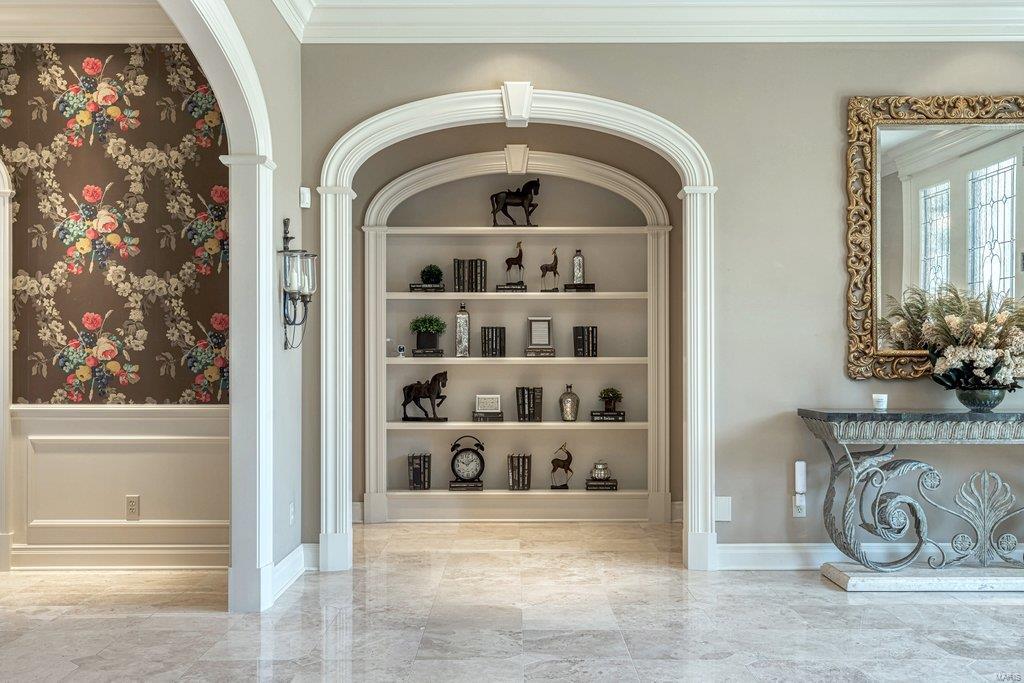 Whitmoor Upper Rdwy & Esmt - Residential