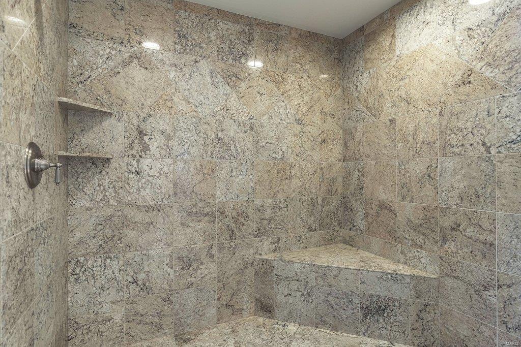 Whitmoor Upper Rdwy & Esmt - Residential