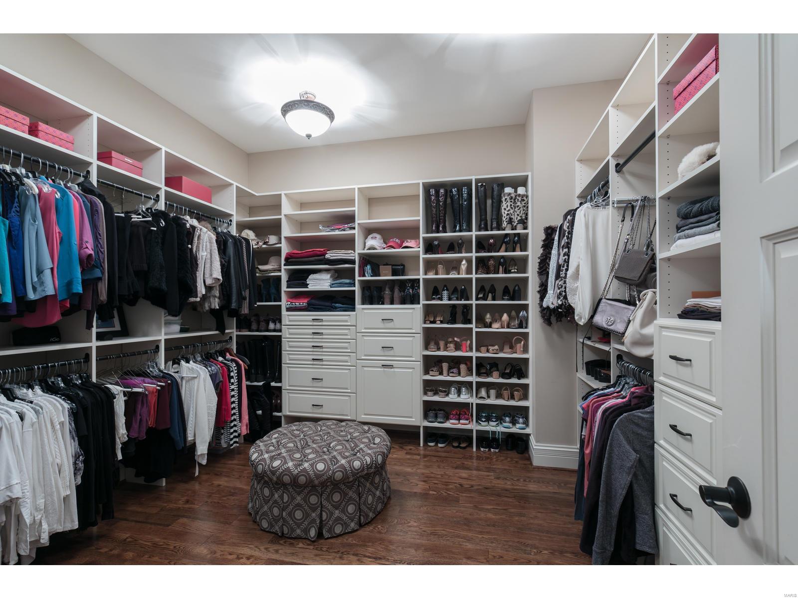 Georgian Acres - Residential