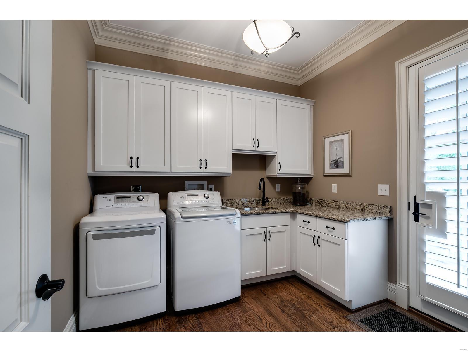 Georgian Acres - Residential