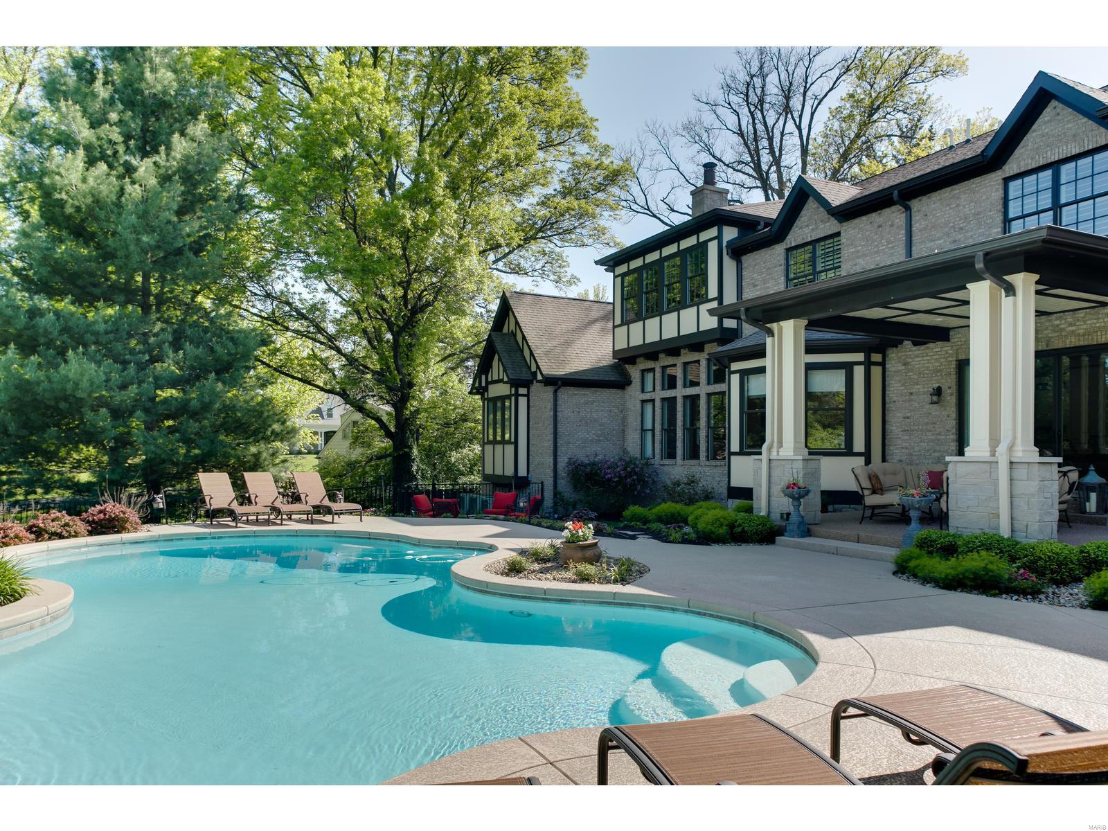 Georgian Acres - Residential