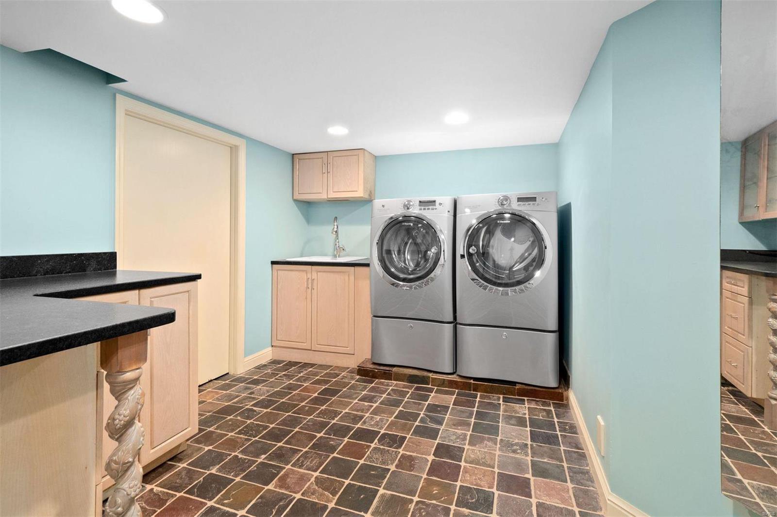 Frontenac - Residential