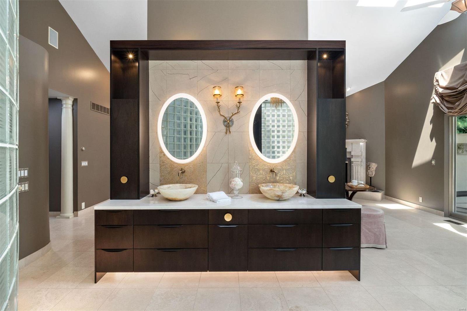 Frontenac - Residential