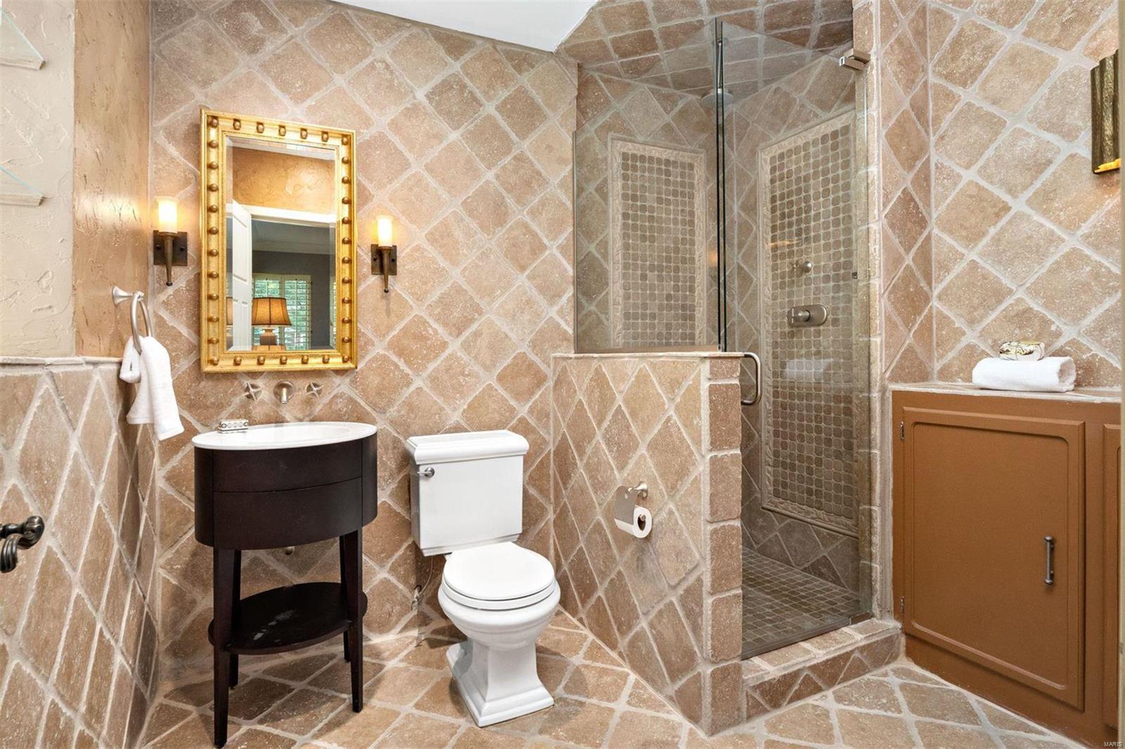 Frontenac - Residential