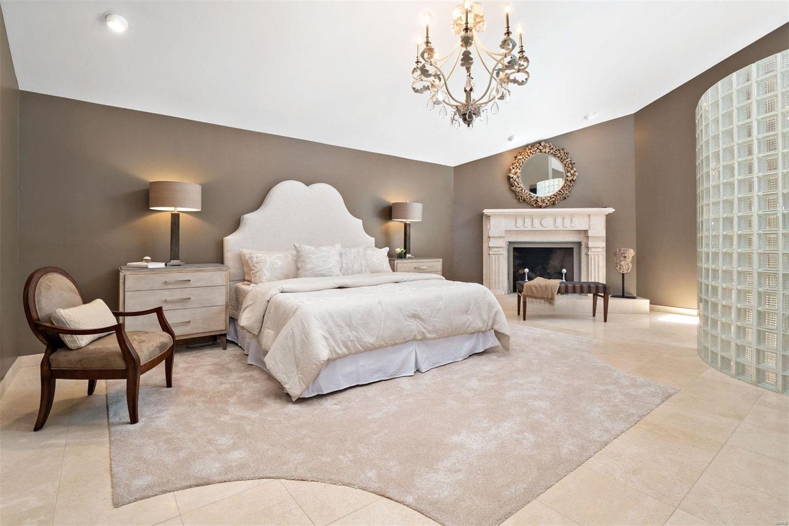 Frontenac - Residential