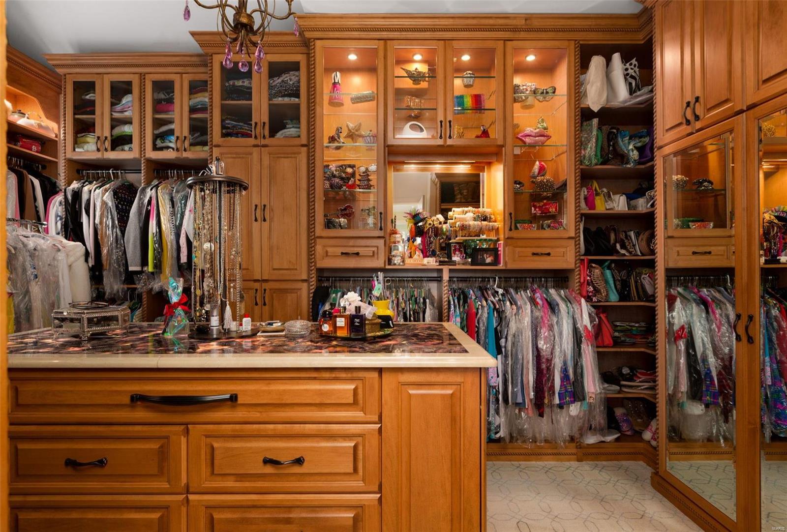 Twin Spgs Estates 2 - Residential