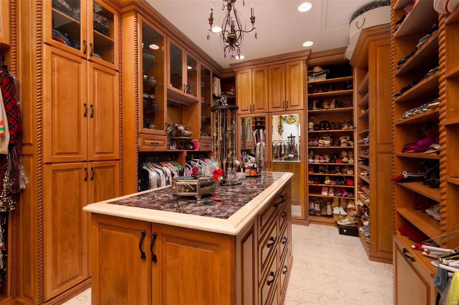 Twin Spgs Estates 2 - Residential