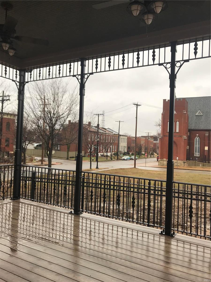 Lafayette Square - Residential