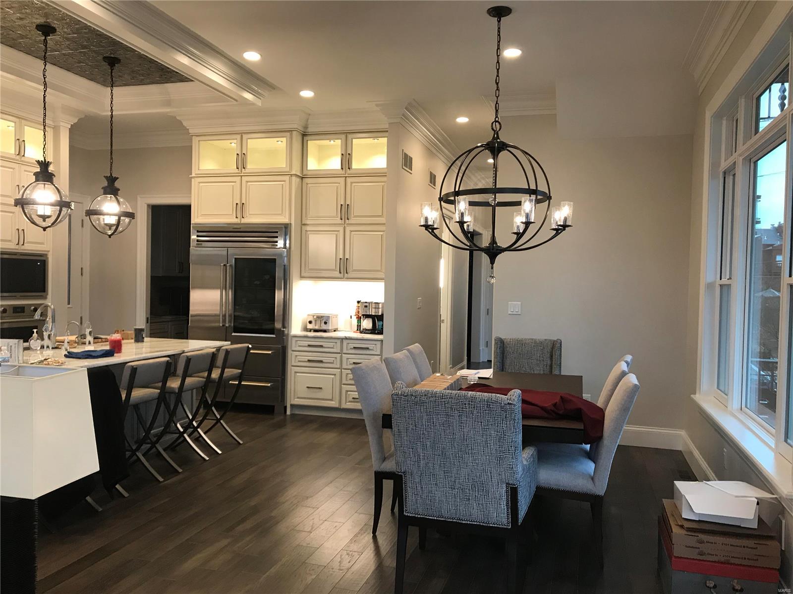 Lafayette Square - Residential