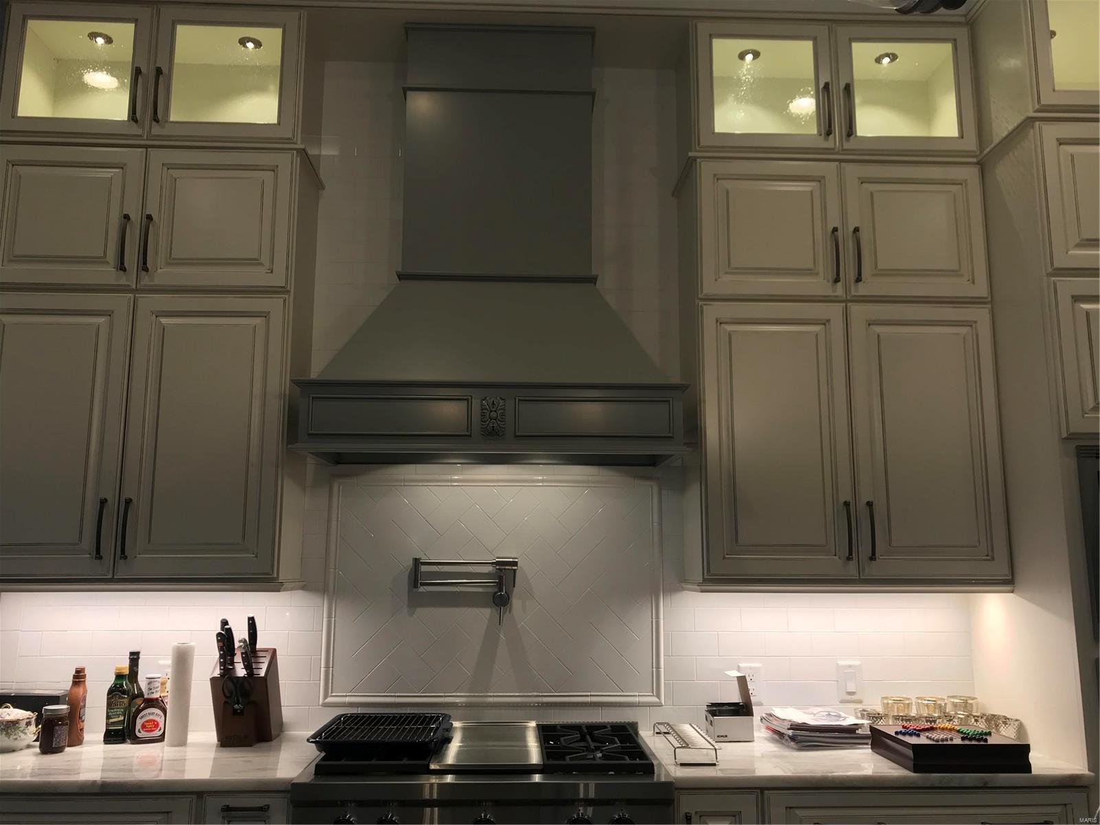 Lafayette Square - Residential