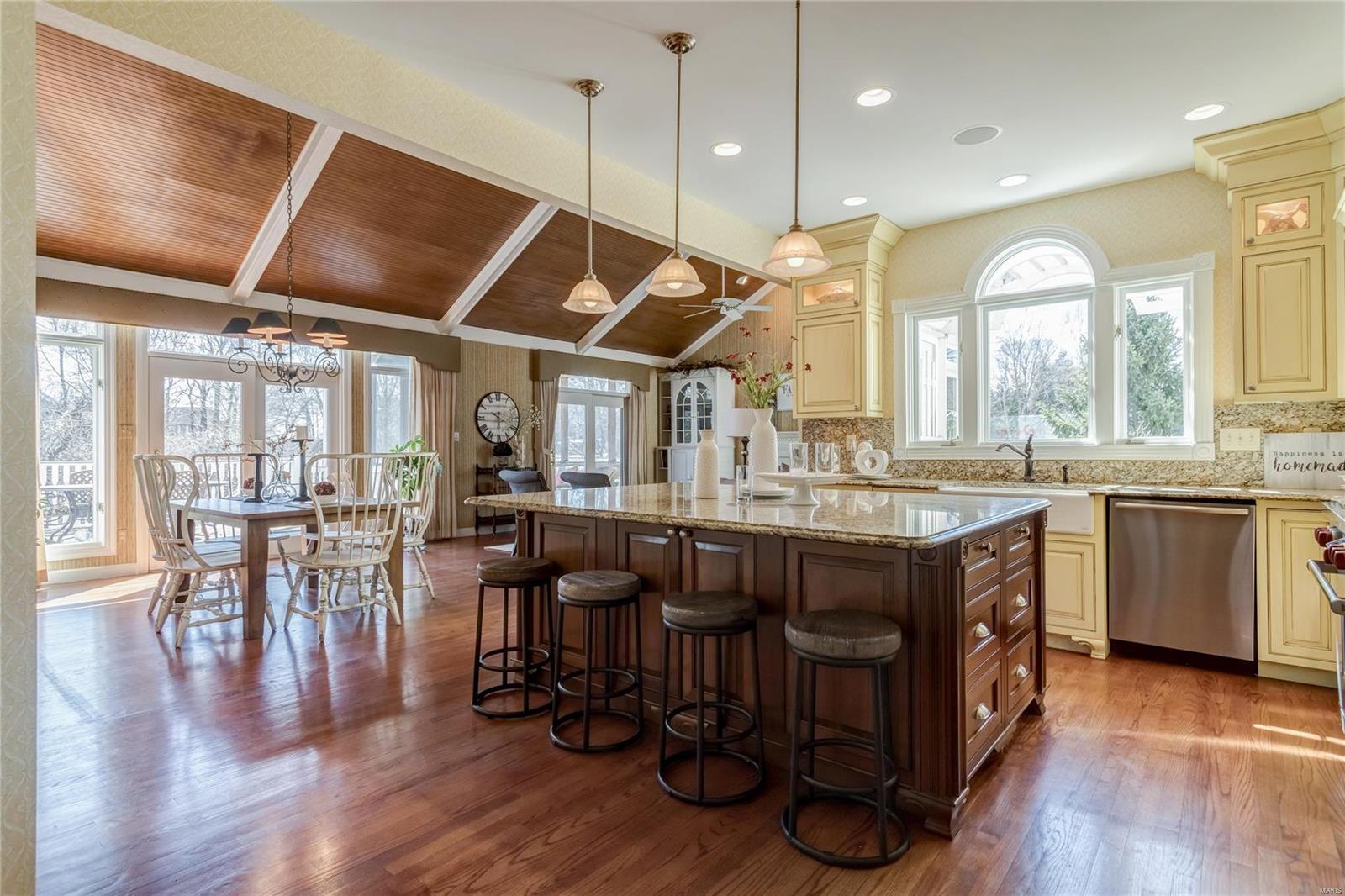 Kings Cove - Residential