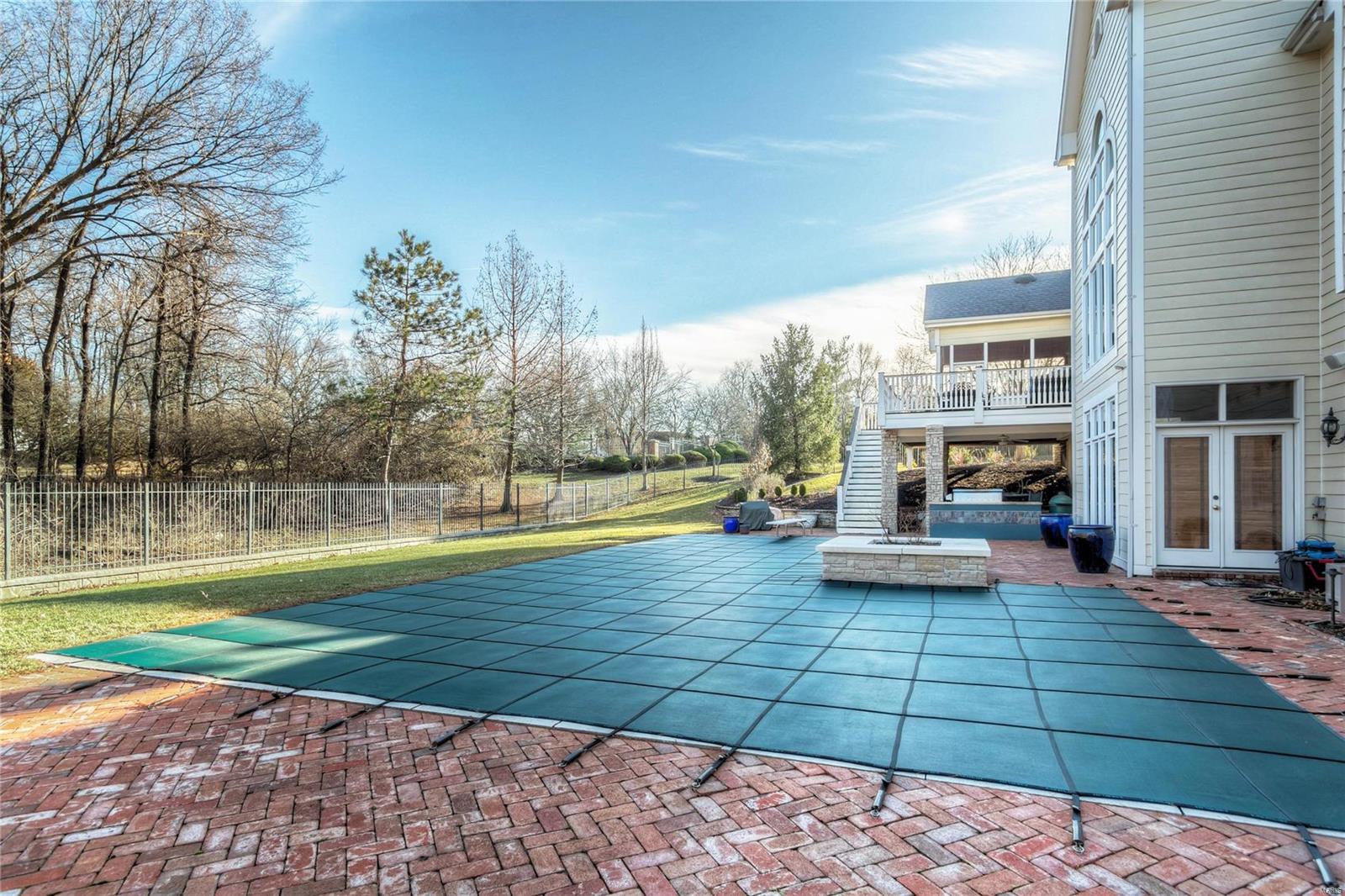 Kings Cove - Residential