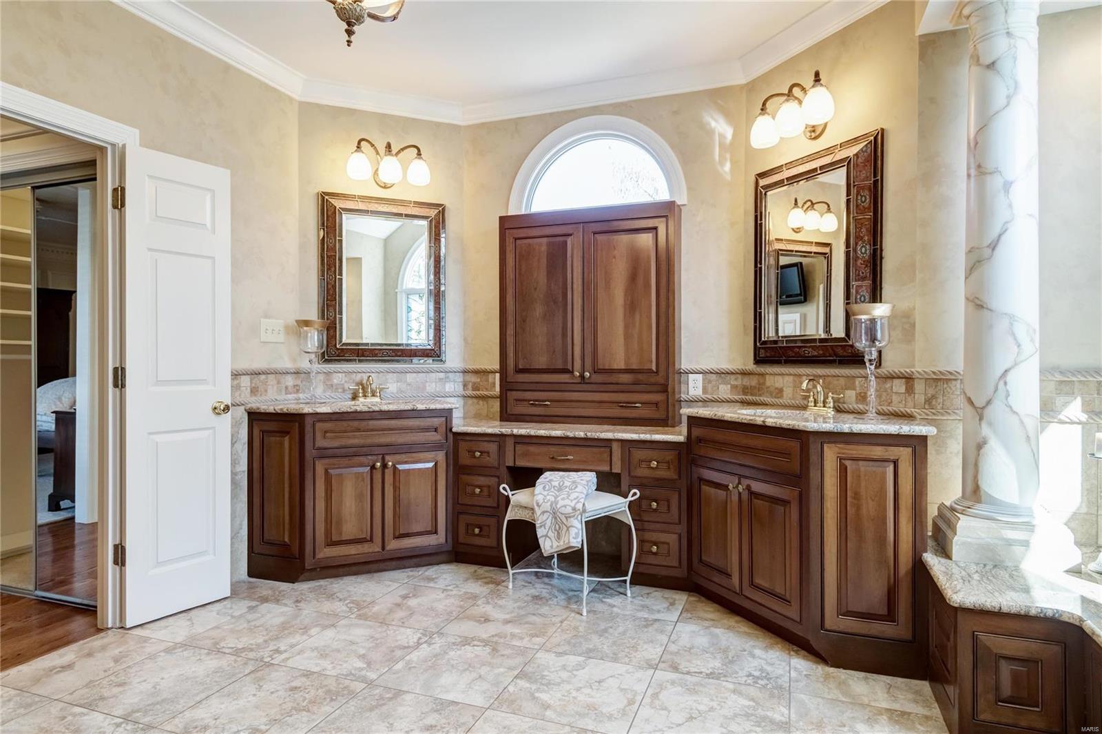 Kings Cove - Residential