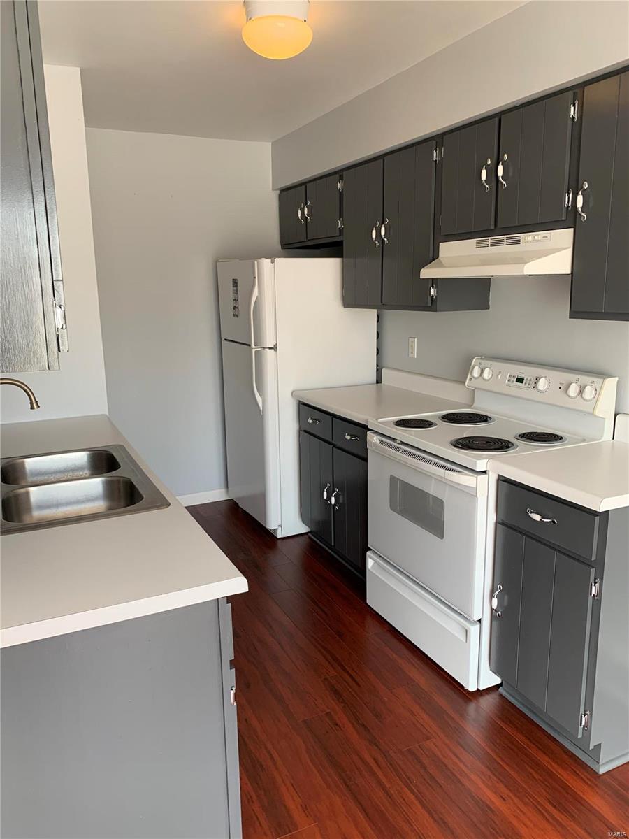 Summer Winds Condos Ph1 Stg3&4 - Residential Lease