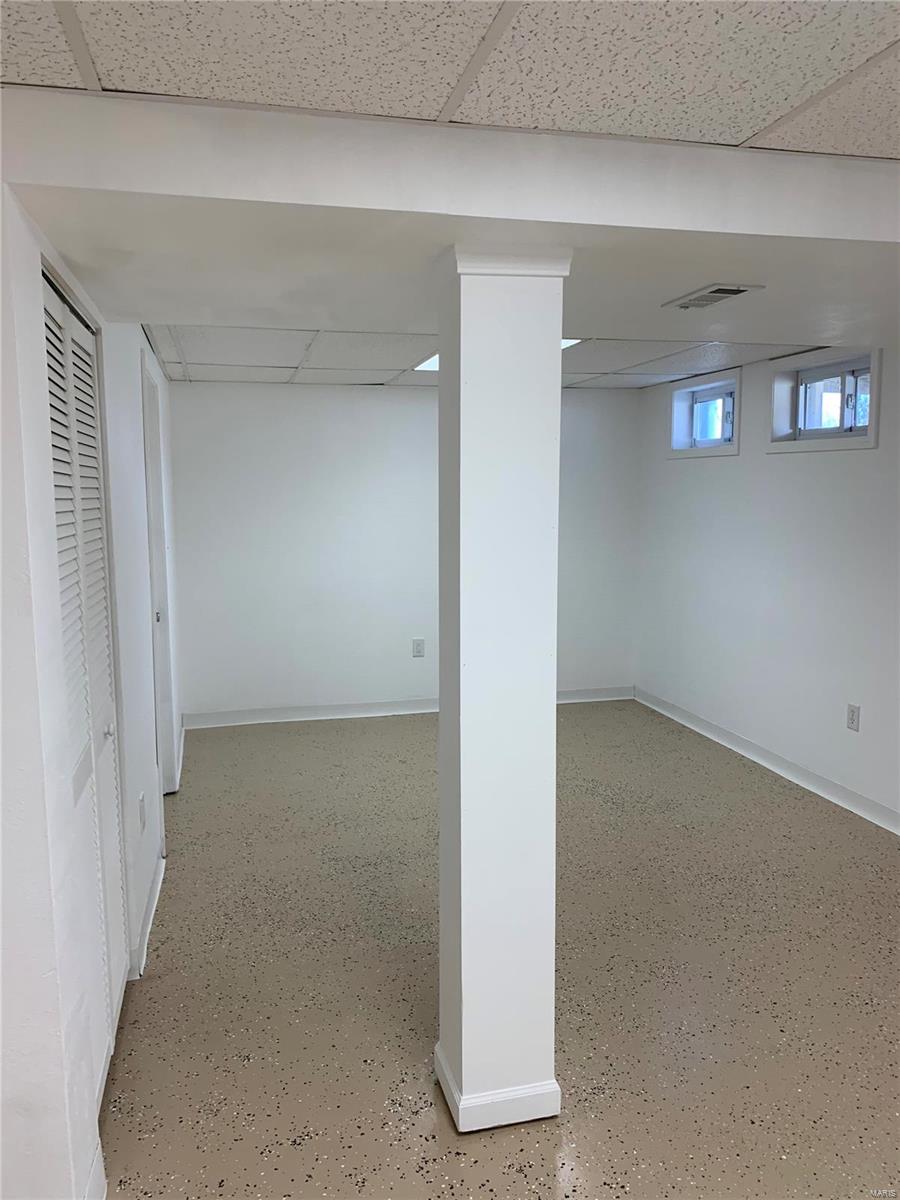 Summer Winds Condos Ph1 Stg3&4 - Residential Lease