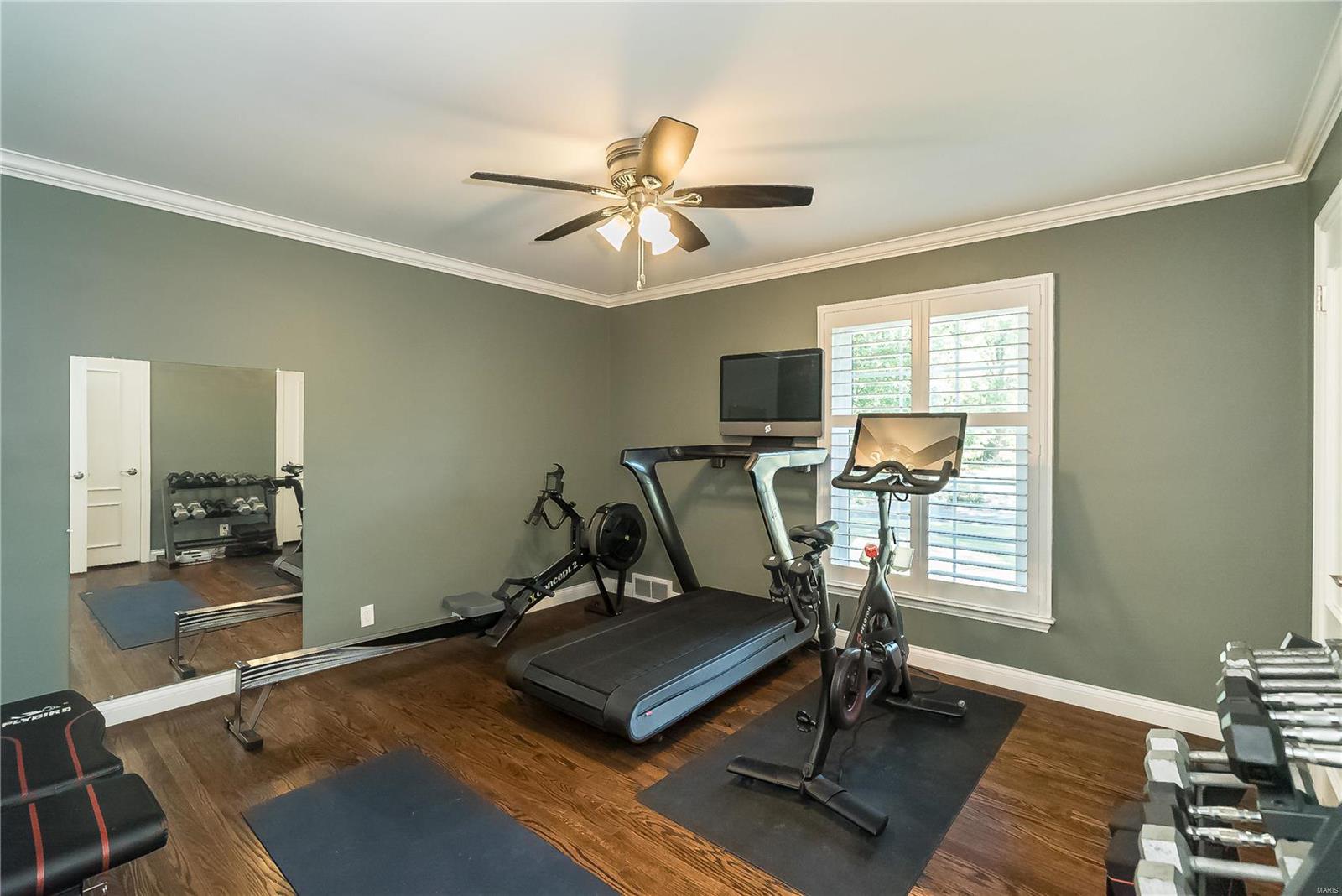 Coach-n-4 - Residential