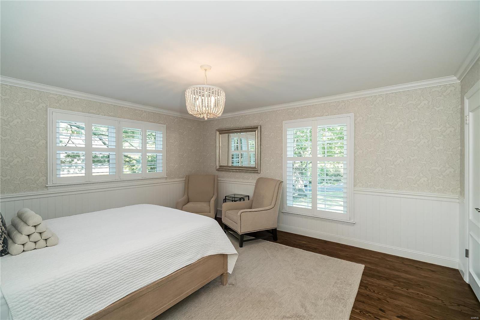 Coach-n-4 - Residential