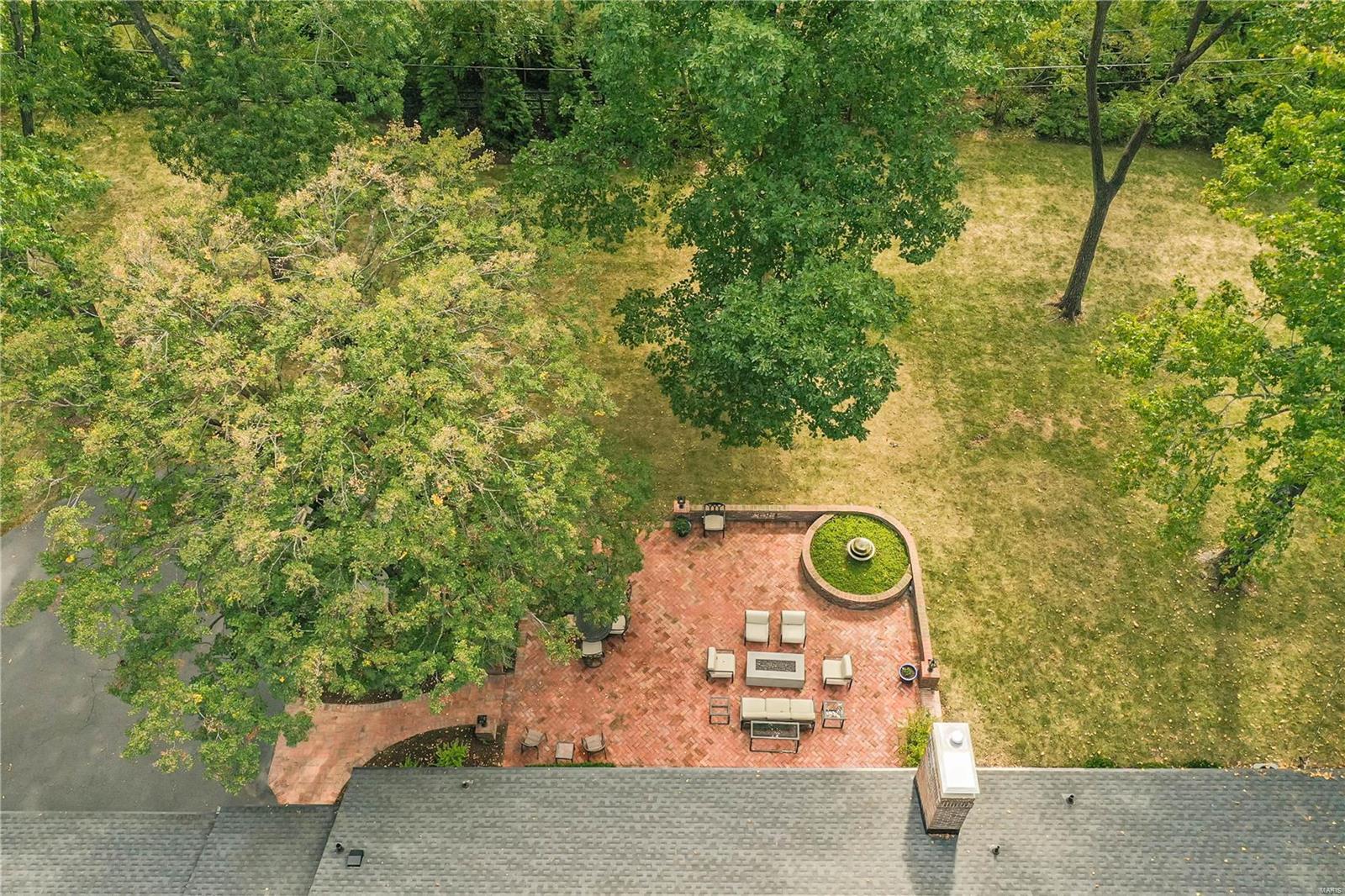 Coach-n-4 - Residential