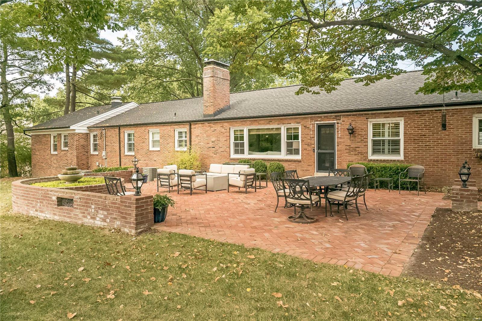 Coach-n-4 - Residential