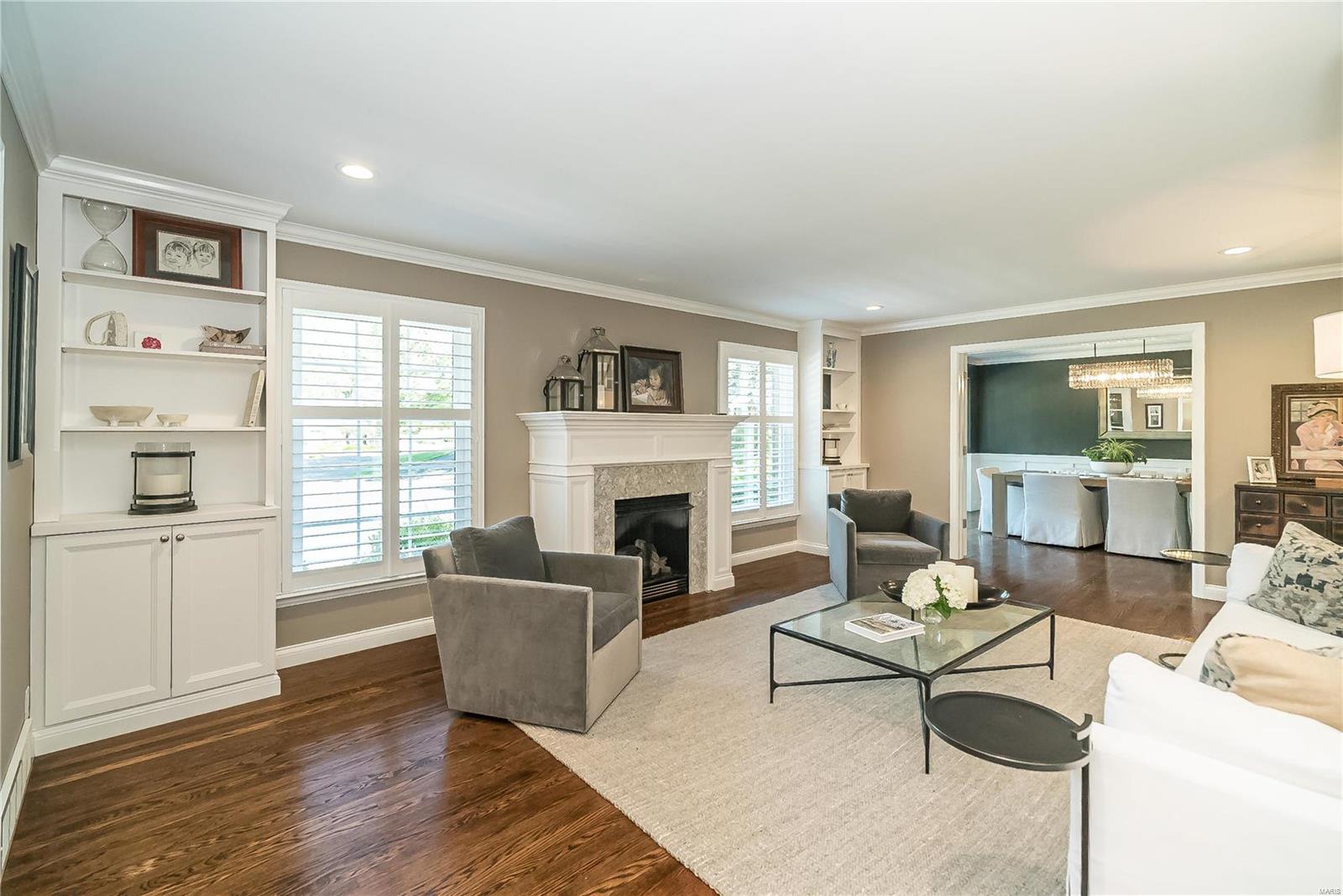 Coach-n-4 - Residential