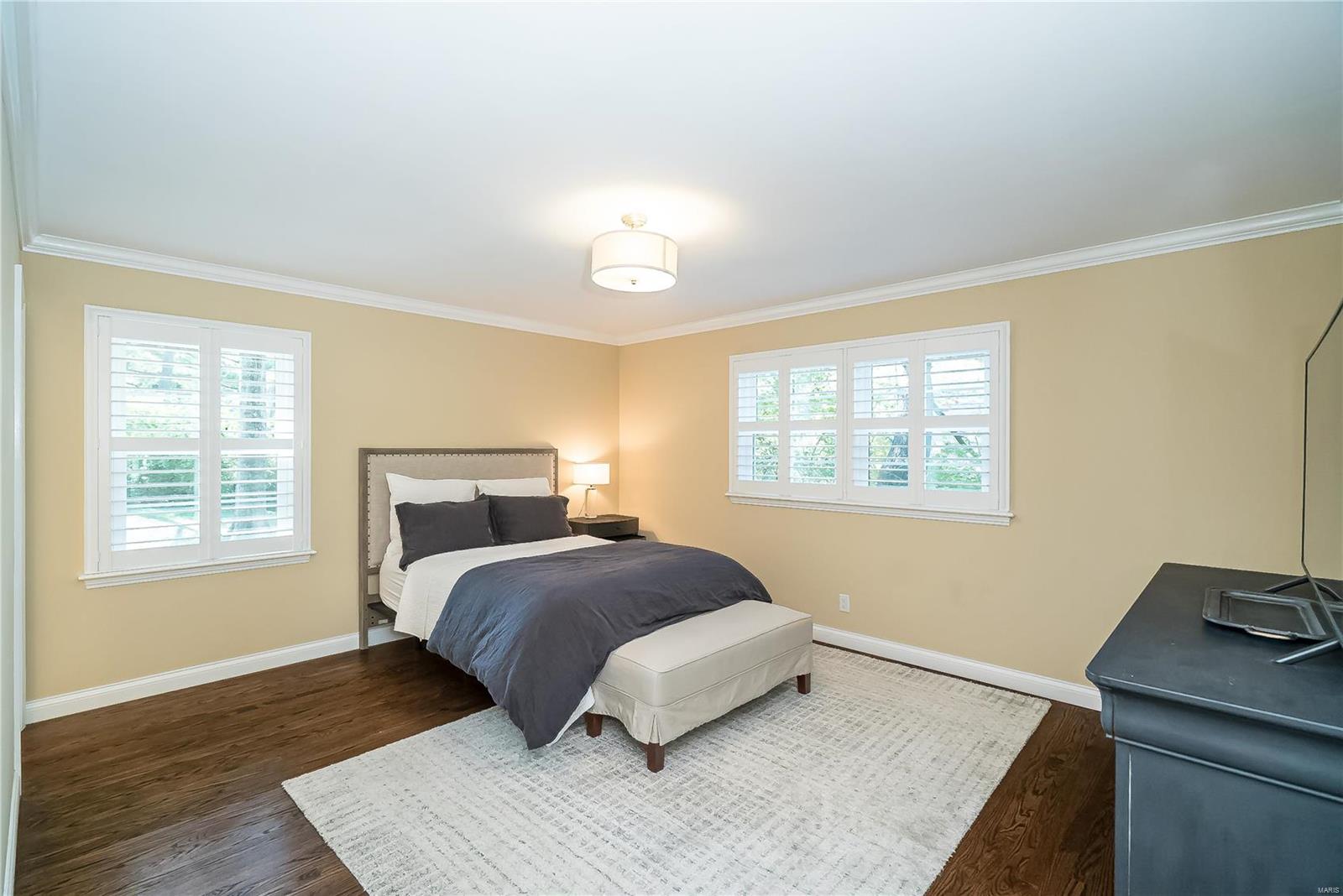 Coach-n-4 - Residential