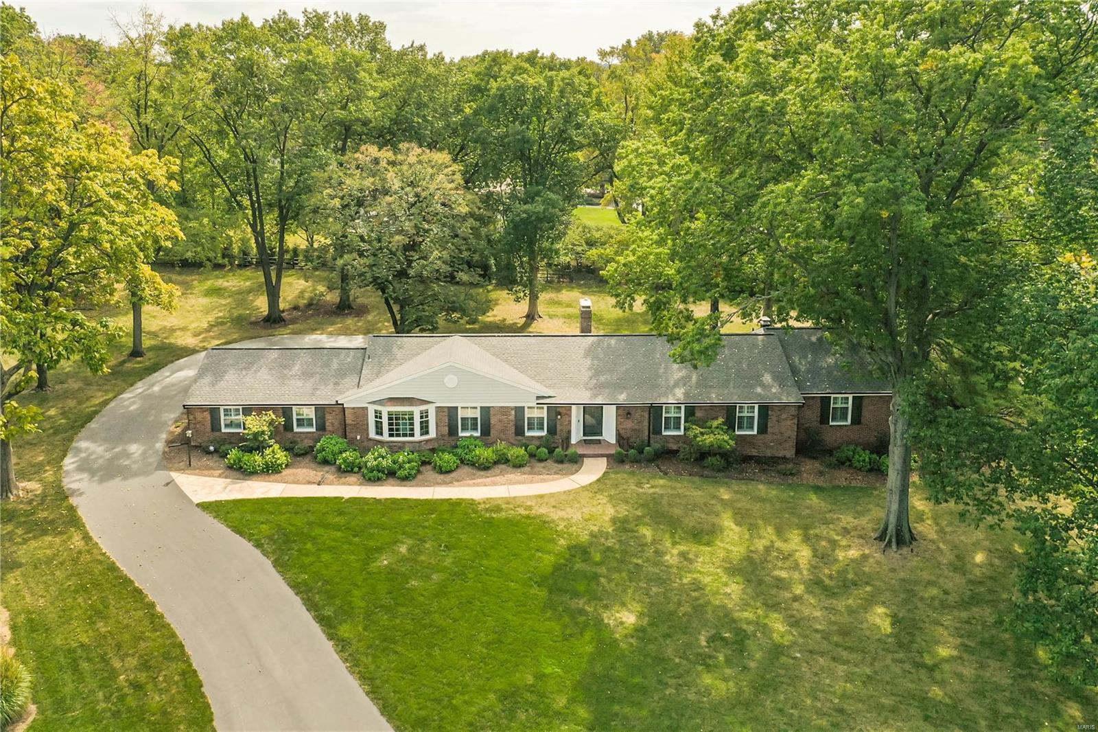 Coach-n-4 - Residential