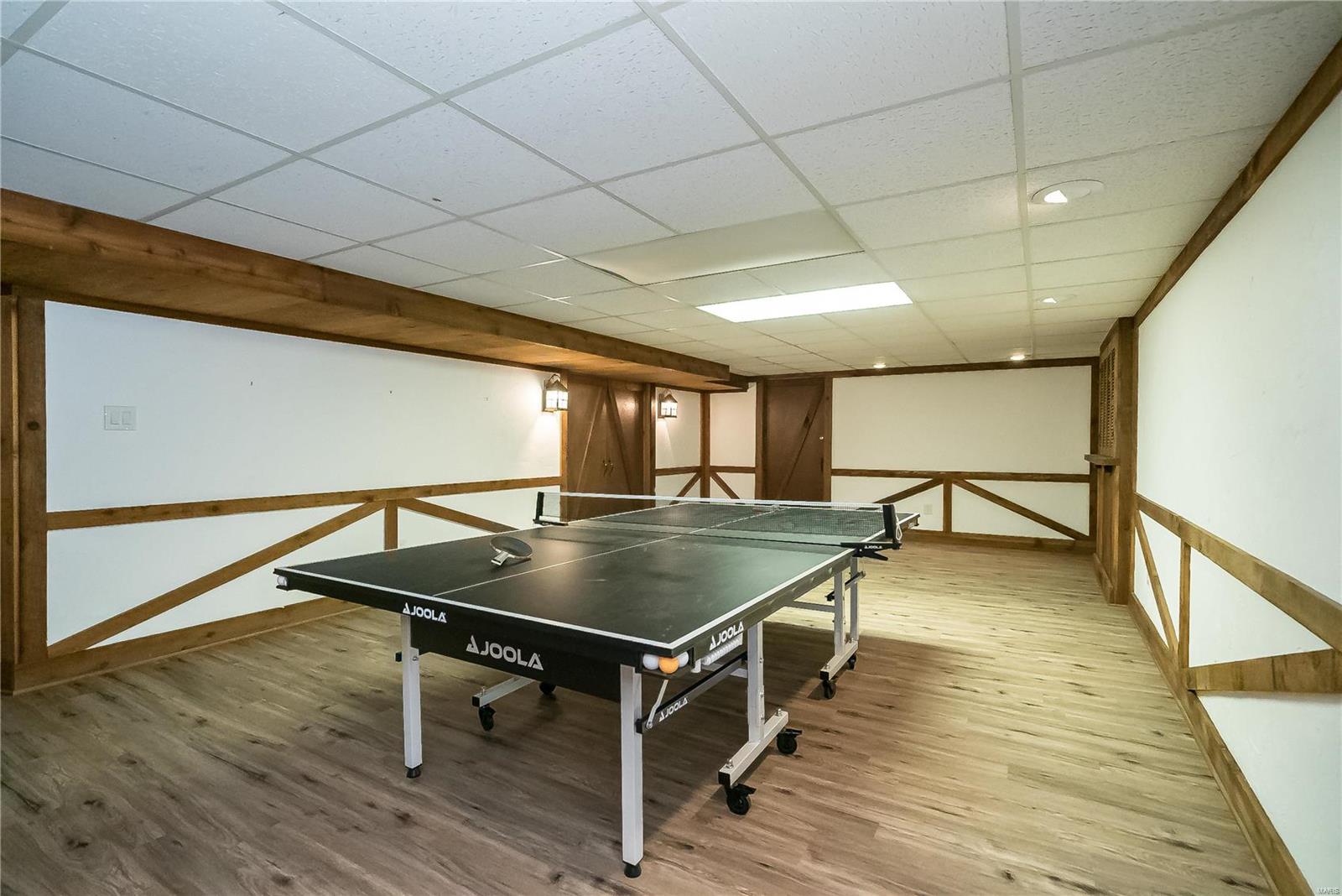 Coach-n-4 - Residential