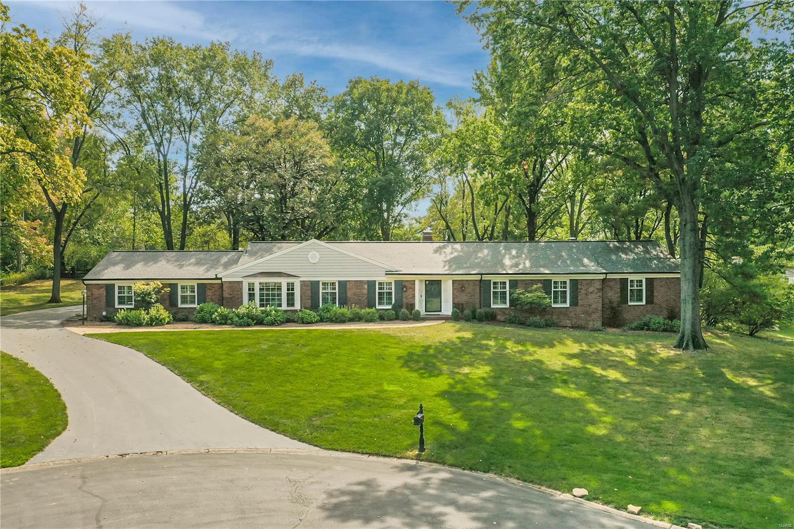 Coach-n-4 - Residential