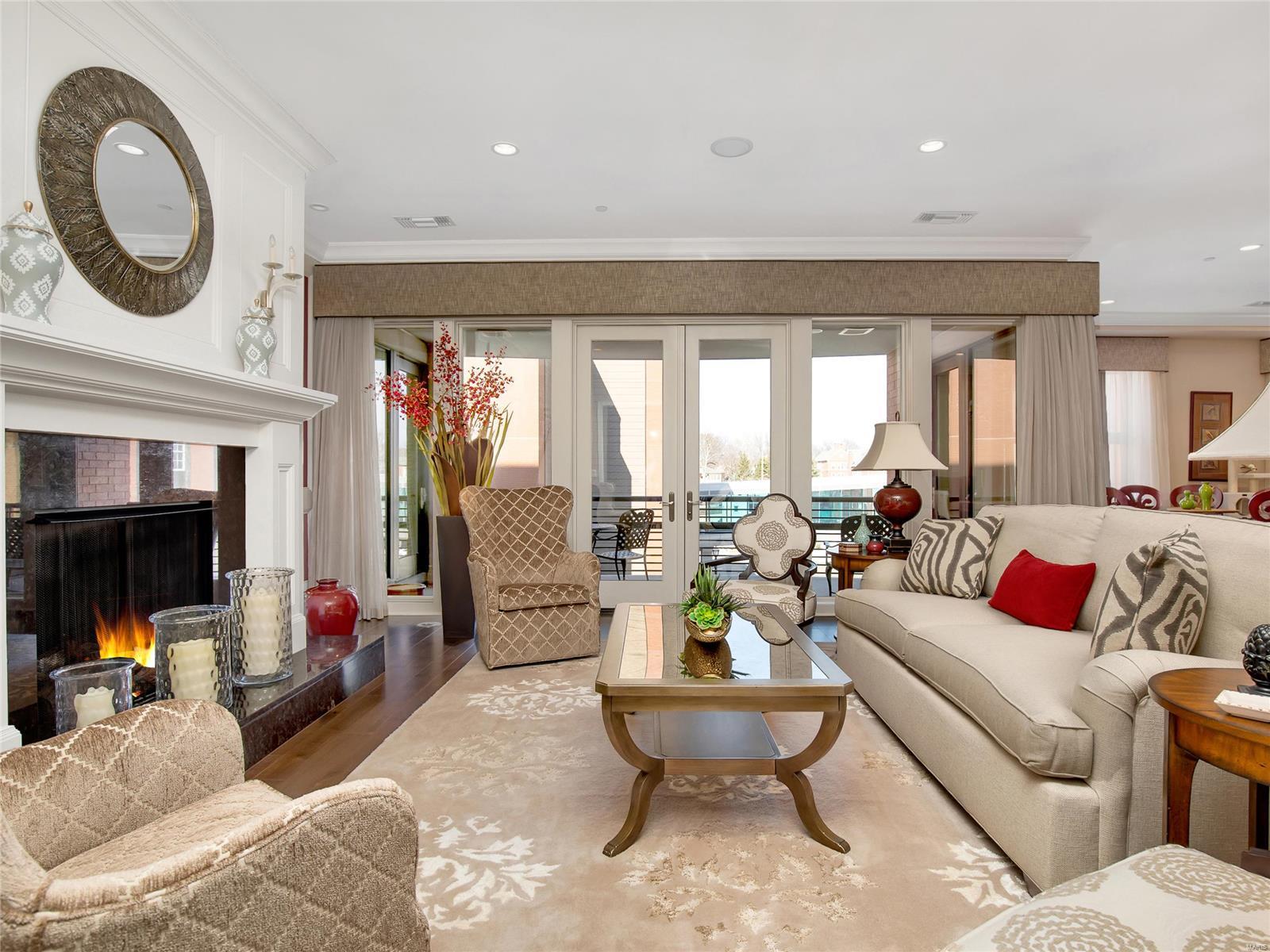 Crescent Condo - Residential