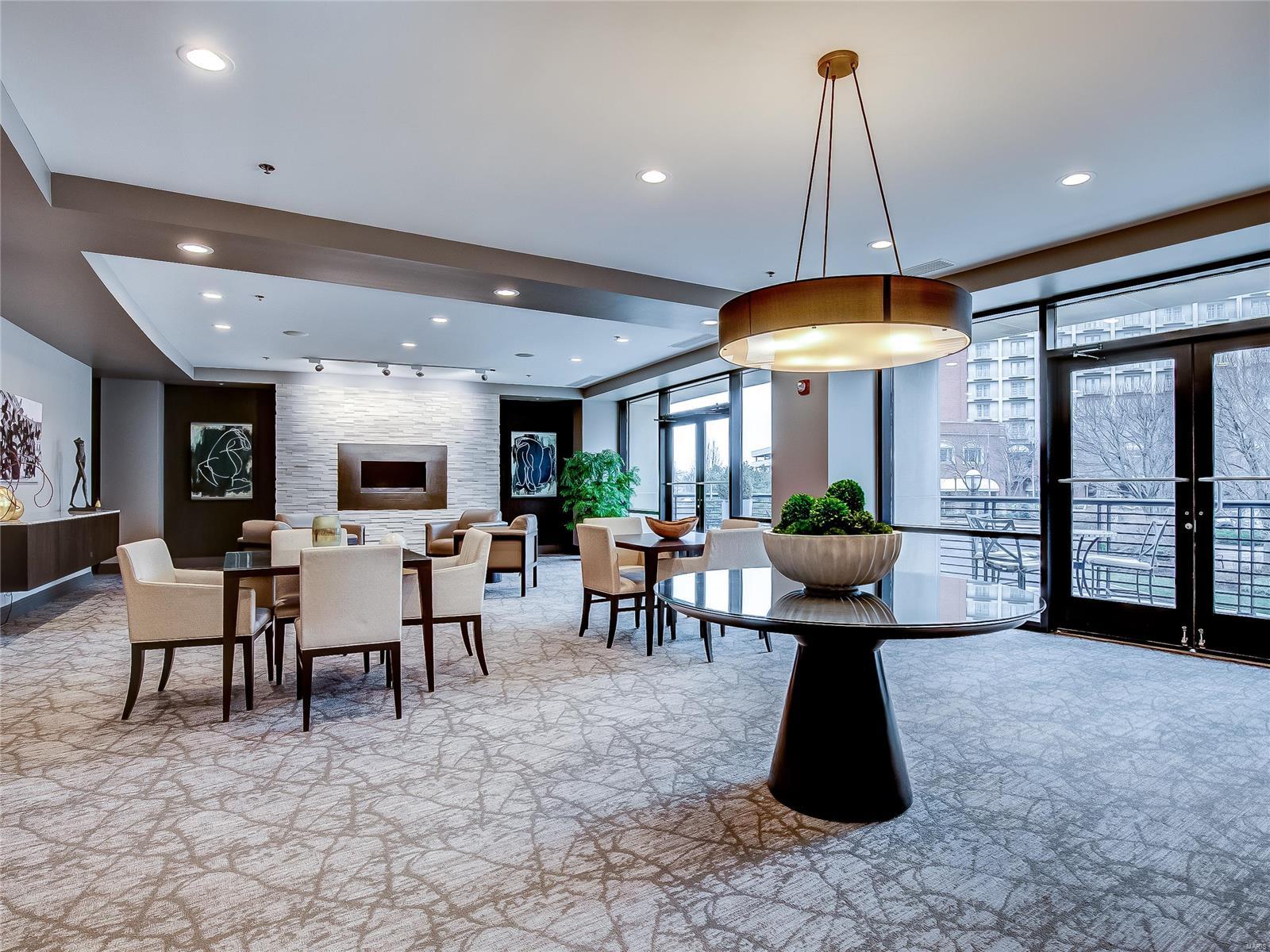 Crescent Condo - Residential