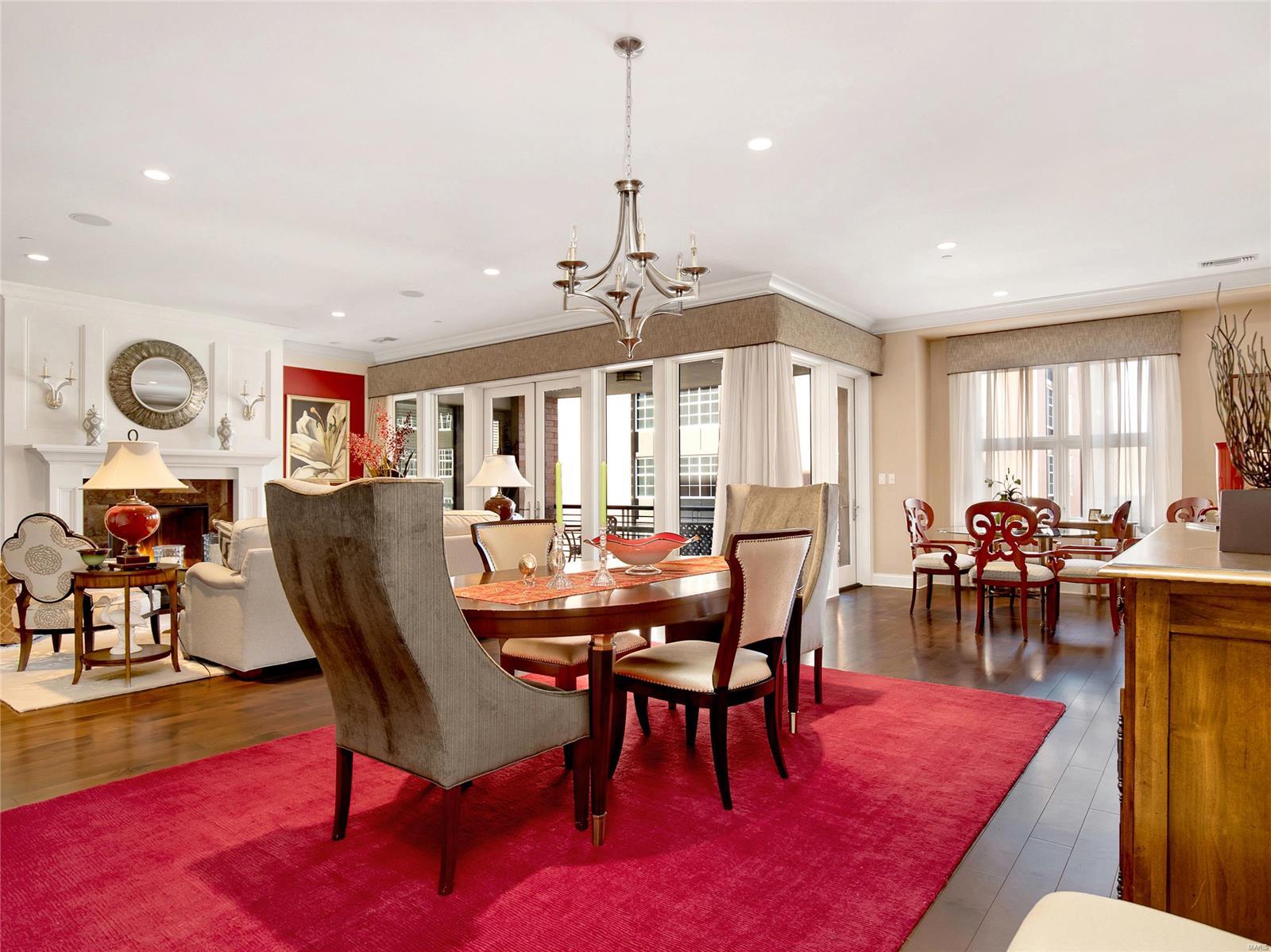 Crescent Condo - Residential