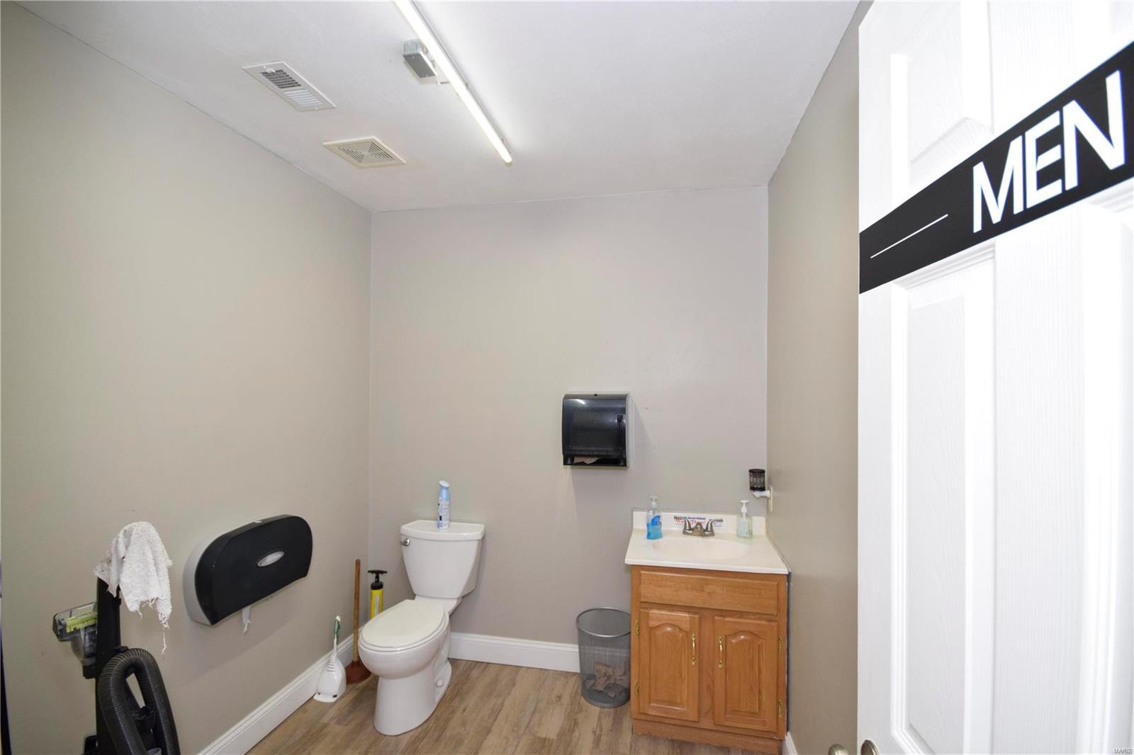 Hi Crest Add - Commercial Sale