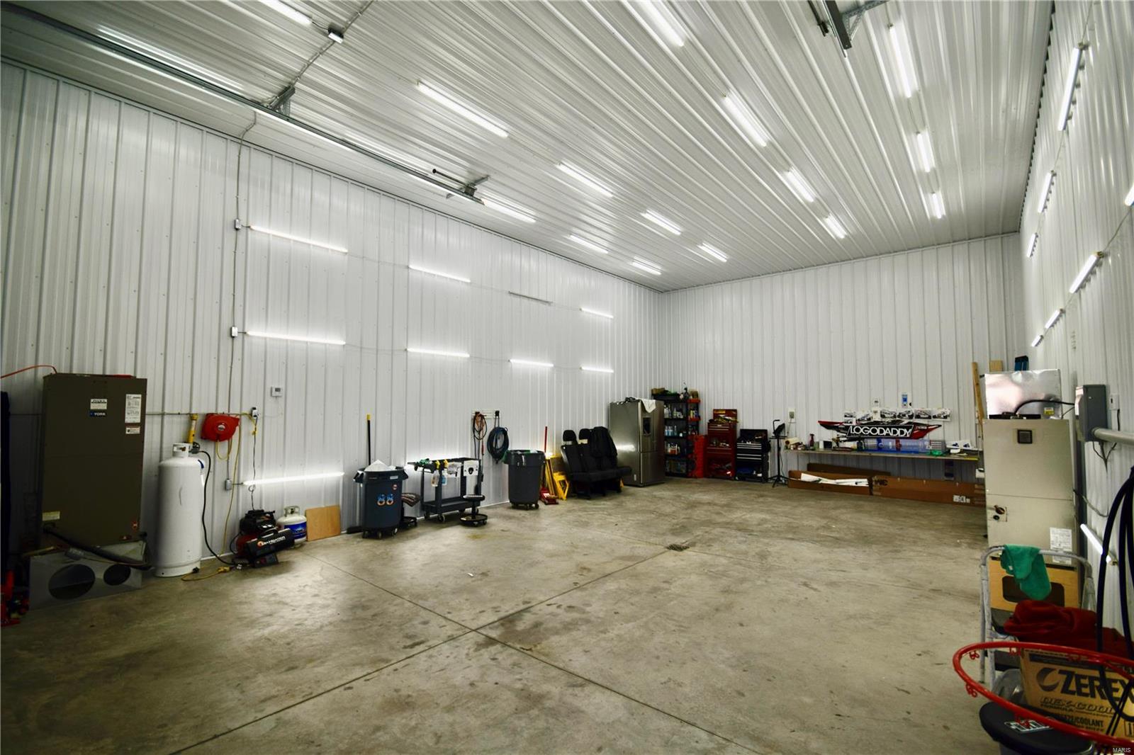 Hi Crest Add - Commercial Sale