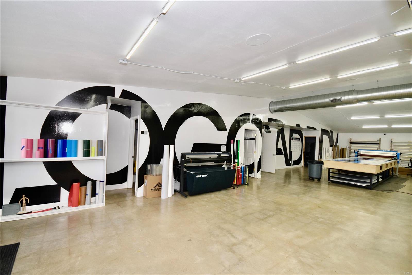 Hi Crest Add - Commercial Sale