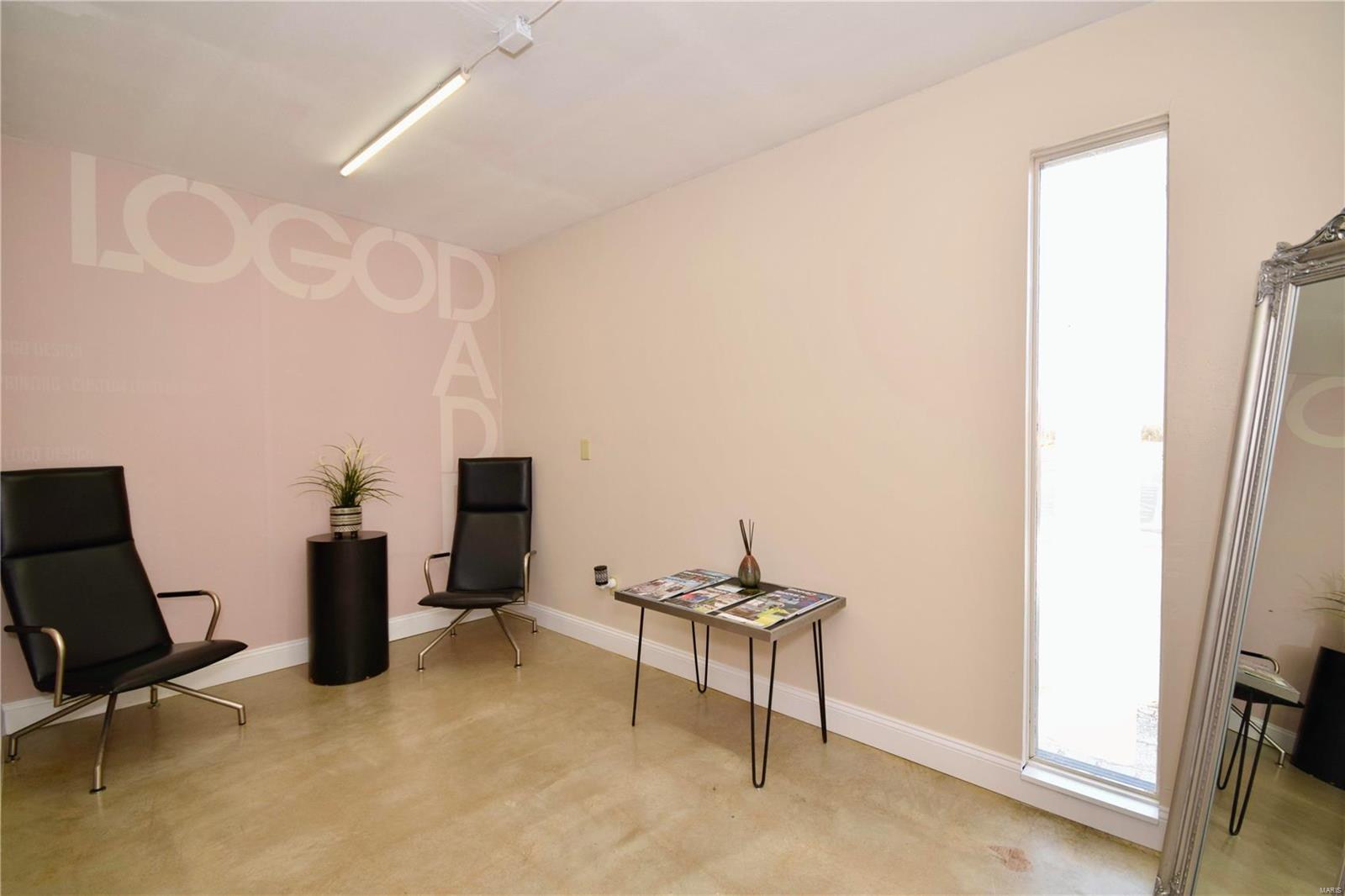 Hi Crest Add - Commercial Sale