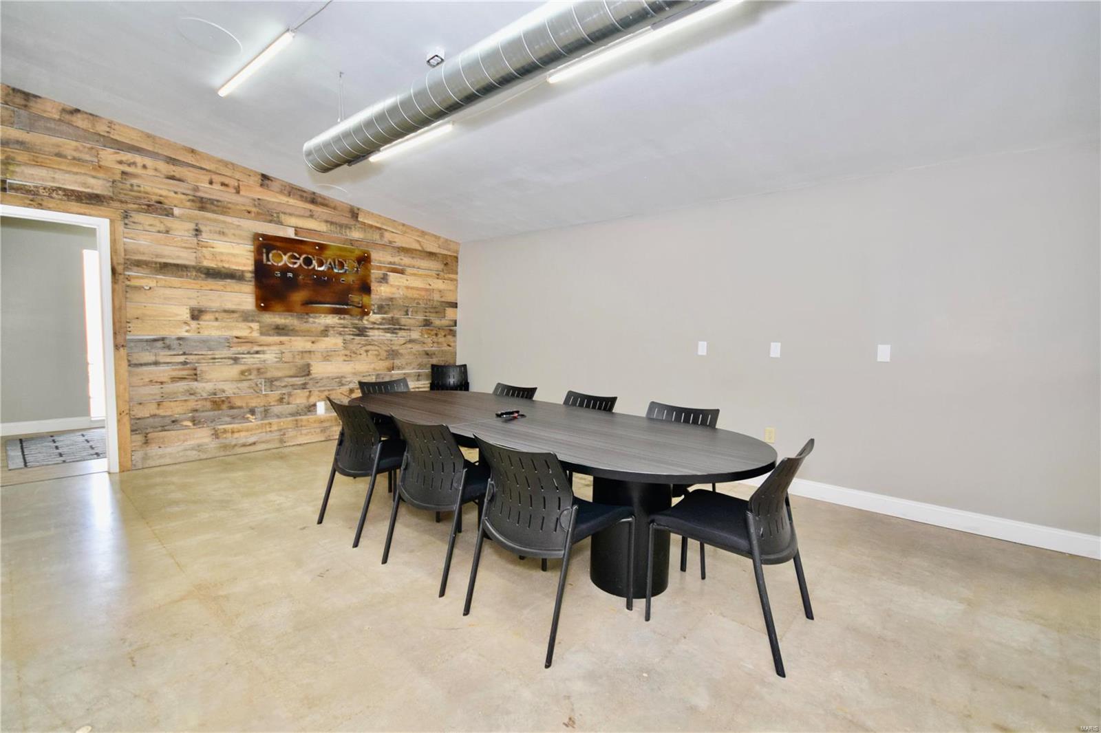 Hi Crest Add - Commercial Sale