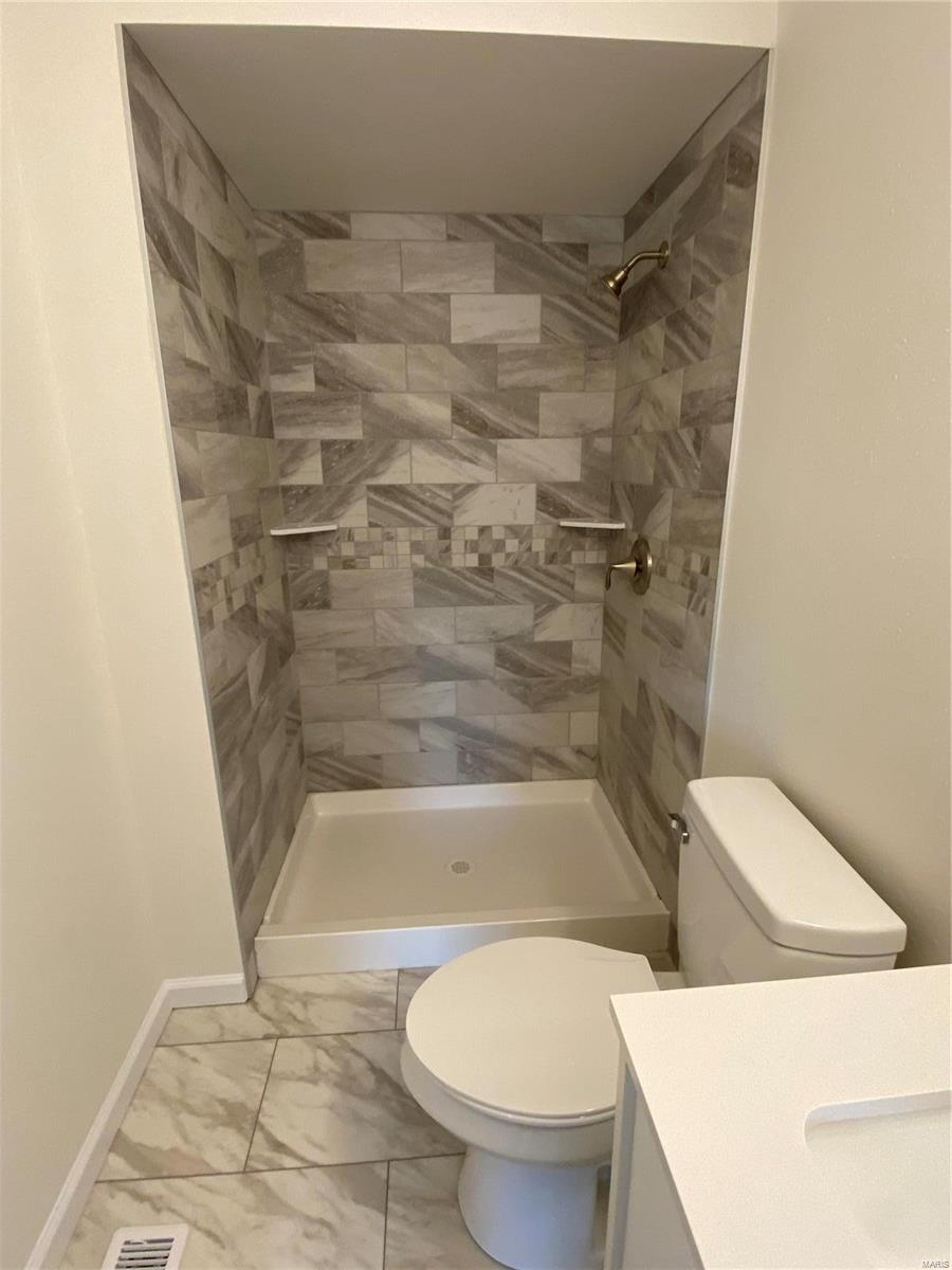 Cardinal Wood #6 - Residential