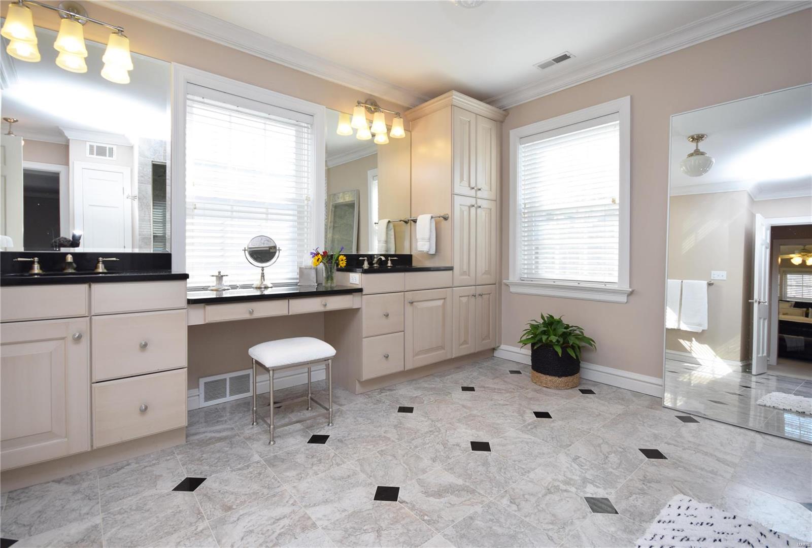 Davis Place - Residential