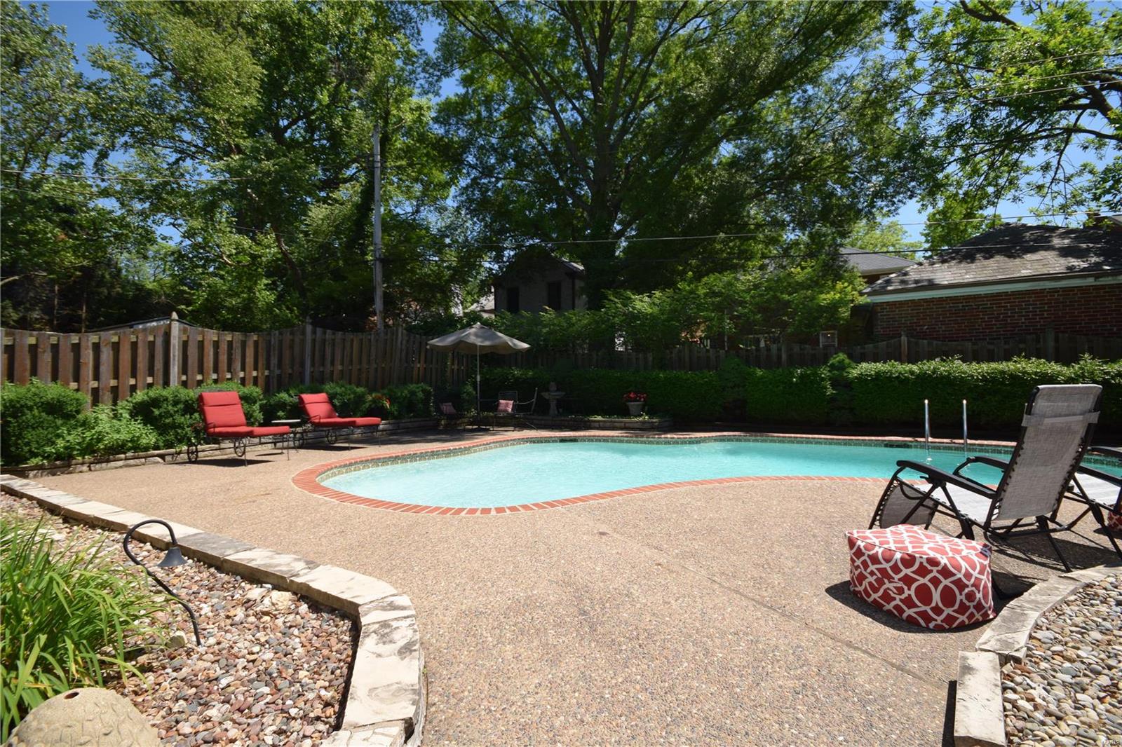 Davis Place - Residential