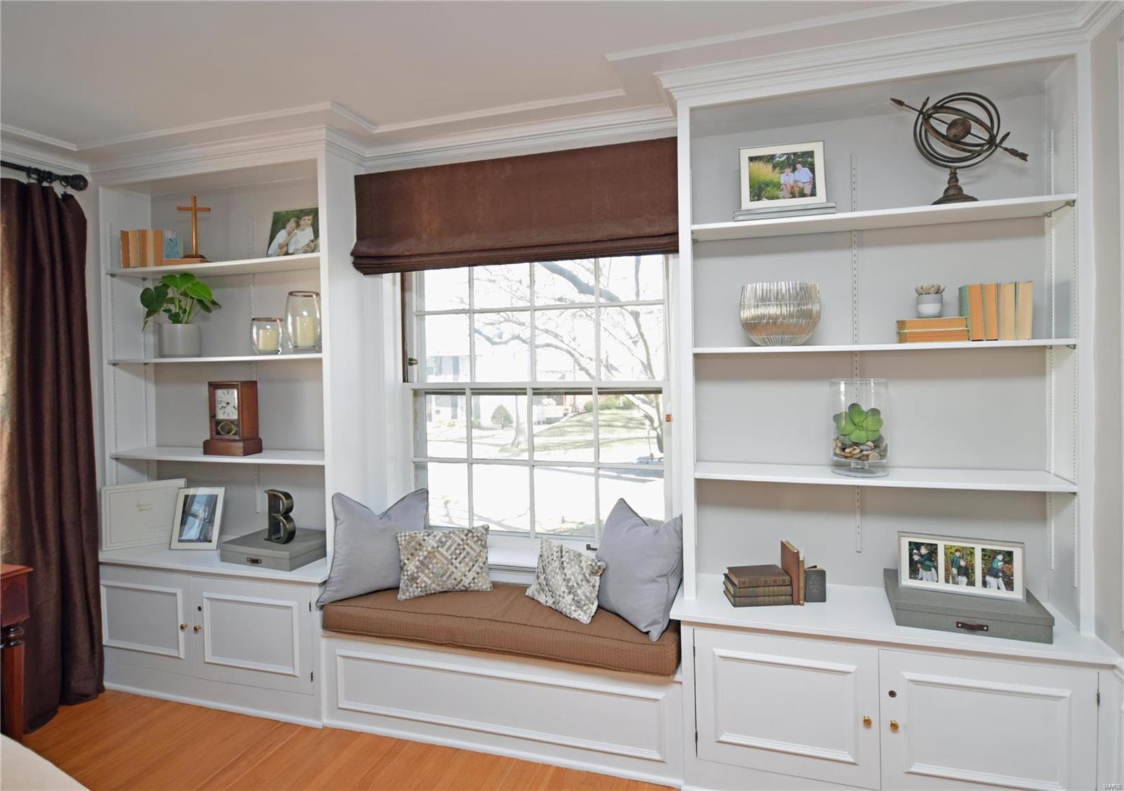 Davis Place - Residential