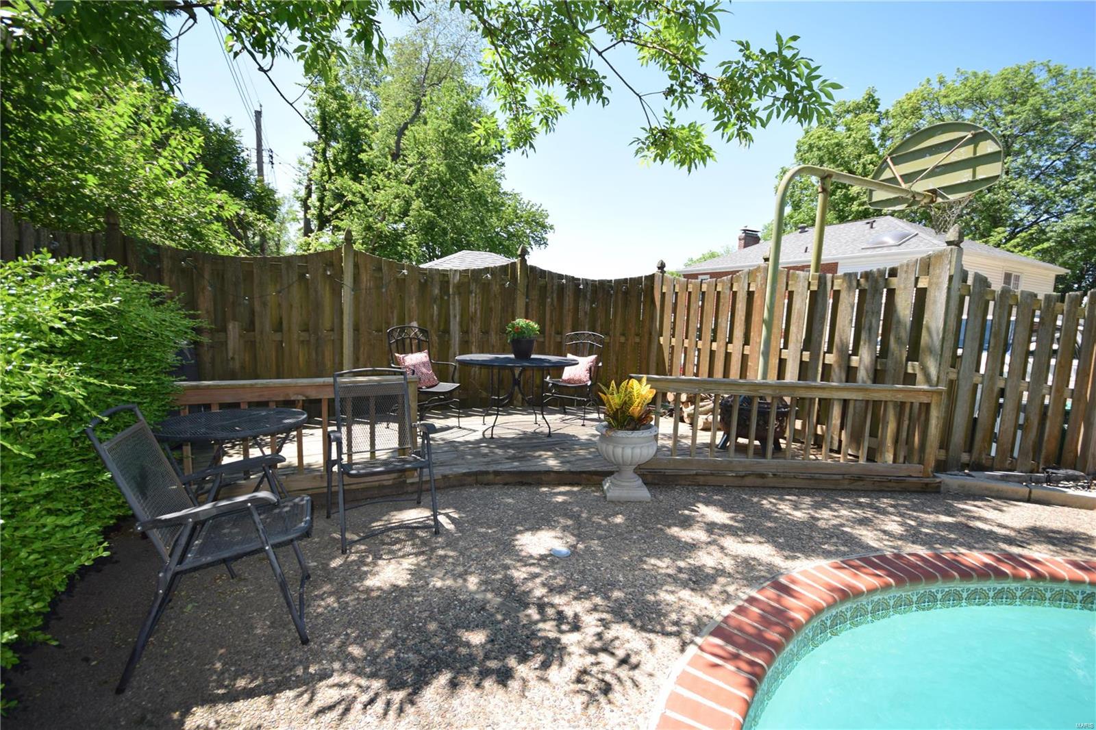 Davis Place - Residential