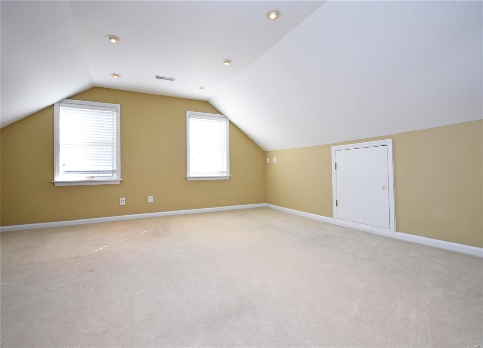 Davis Place - Residential