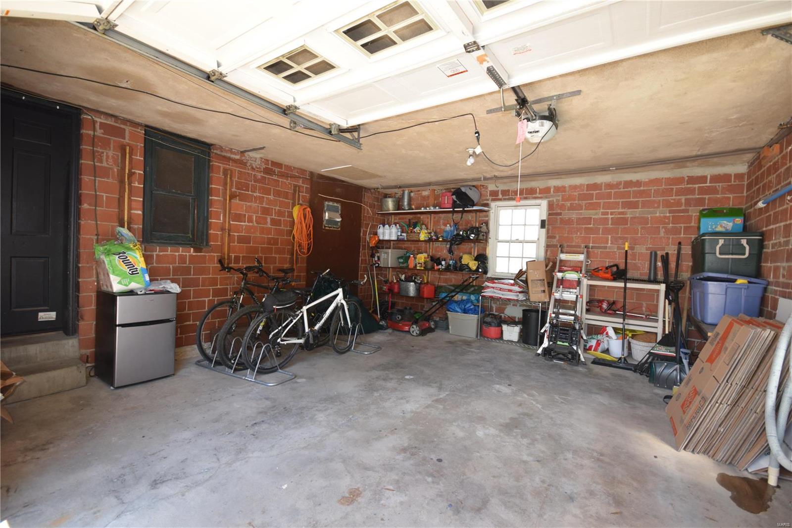 Davis Place - Residential