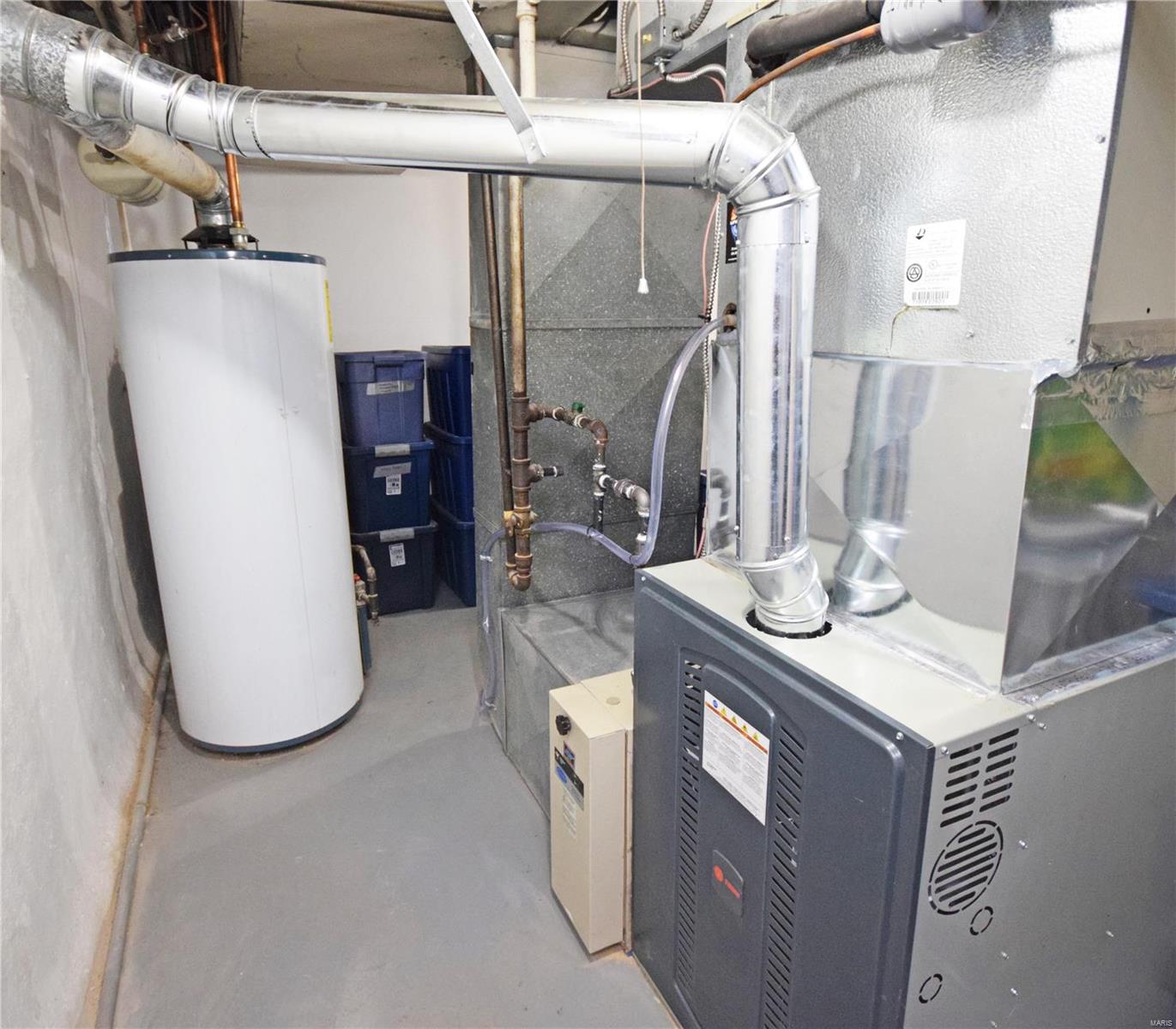 Davis Place - Residential