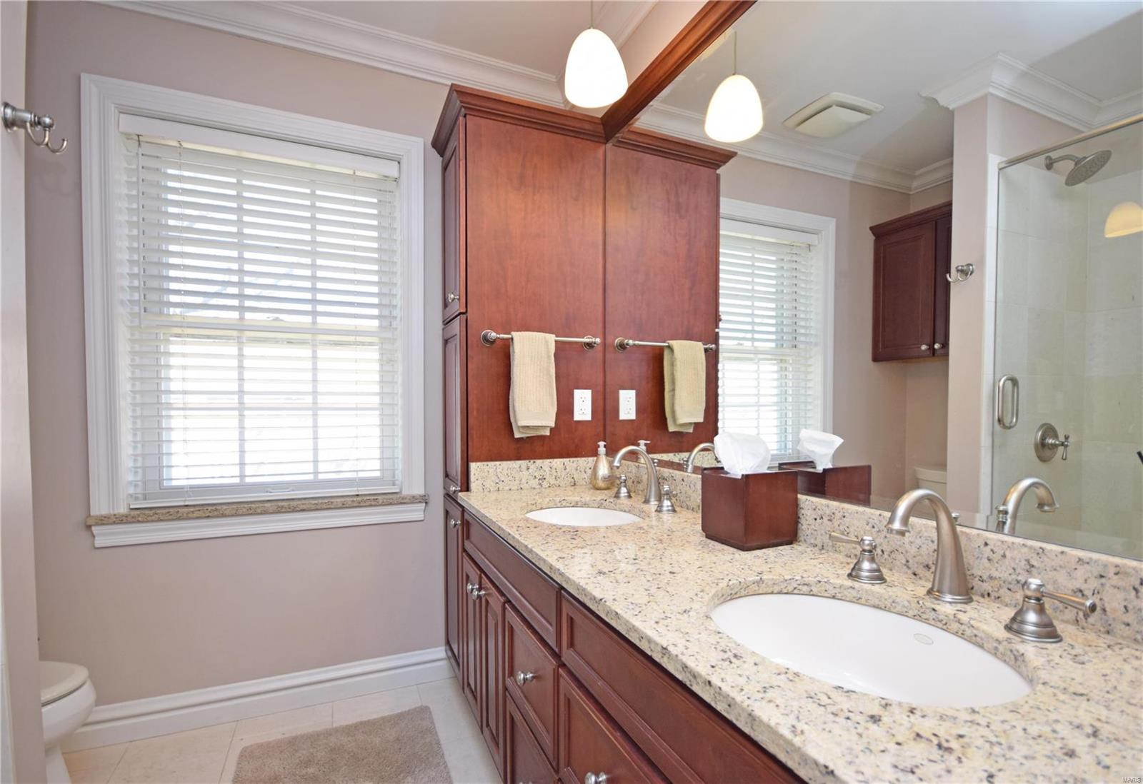 Davis Place - Residential