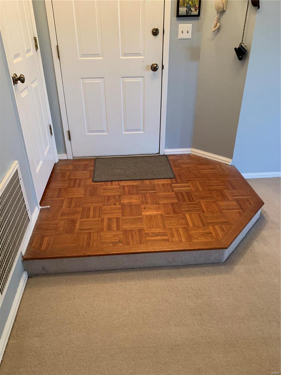 Treetop Condo One-M - Residential