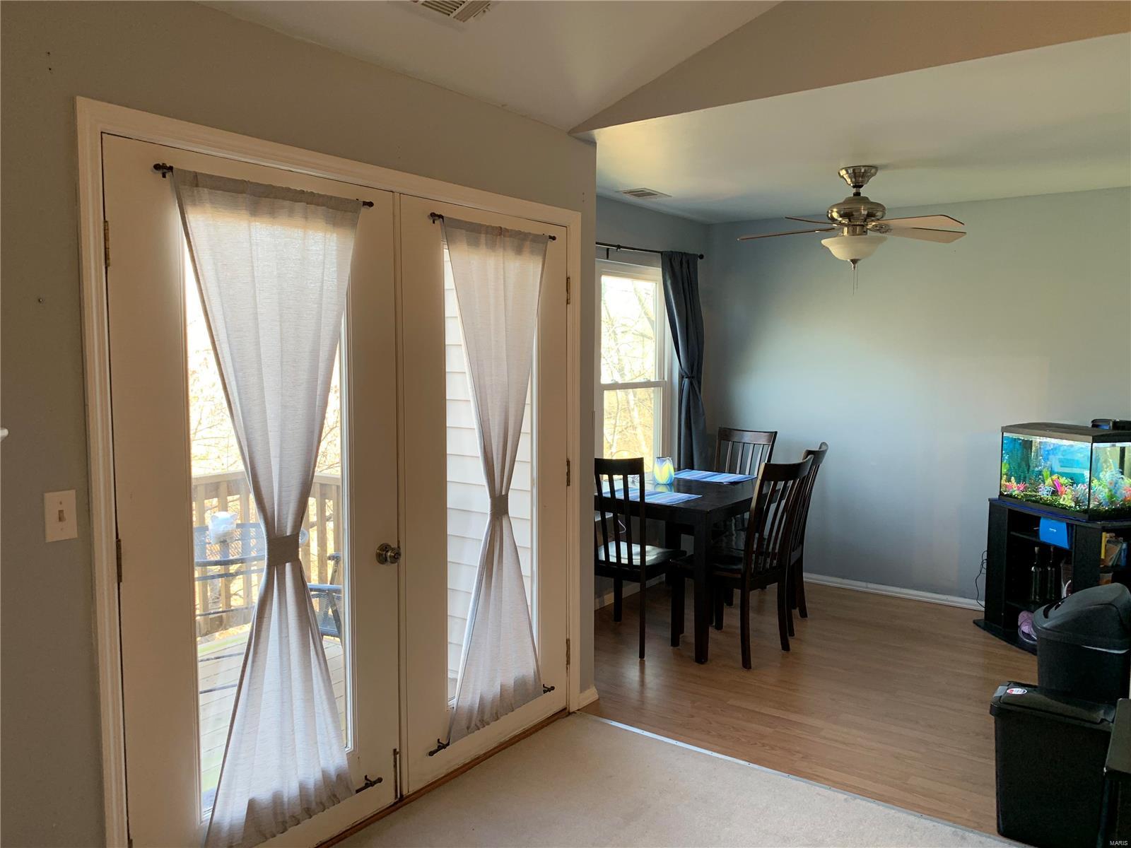 Treetop Condo One-M - Residential