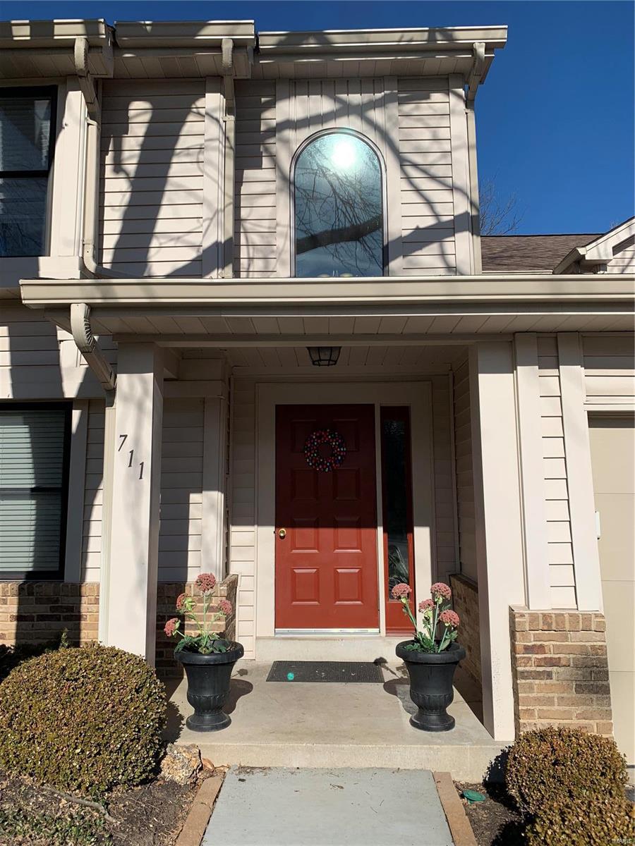 Treetop Condo One-M - Residential