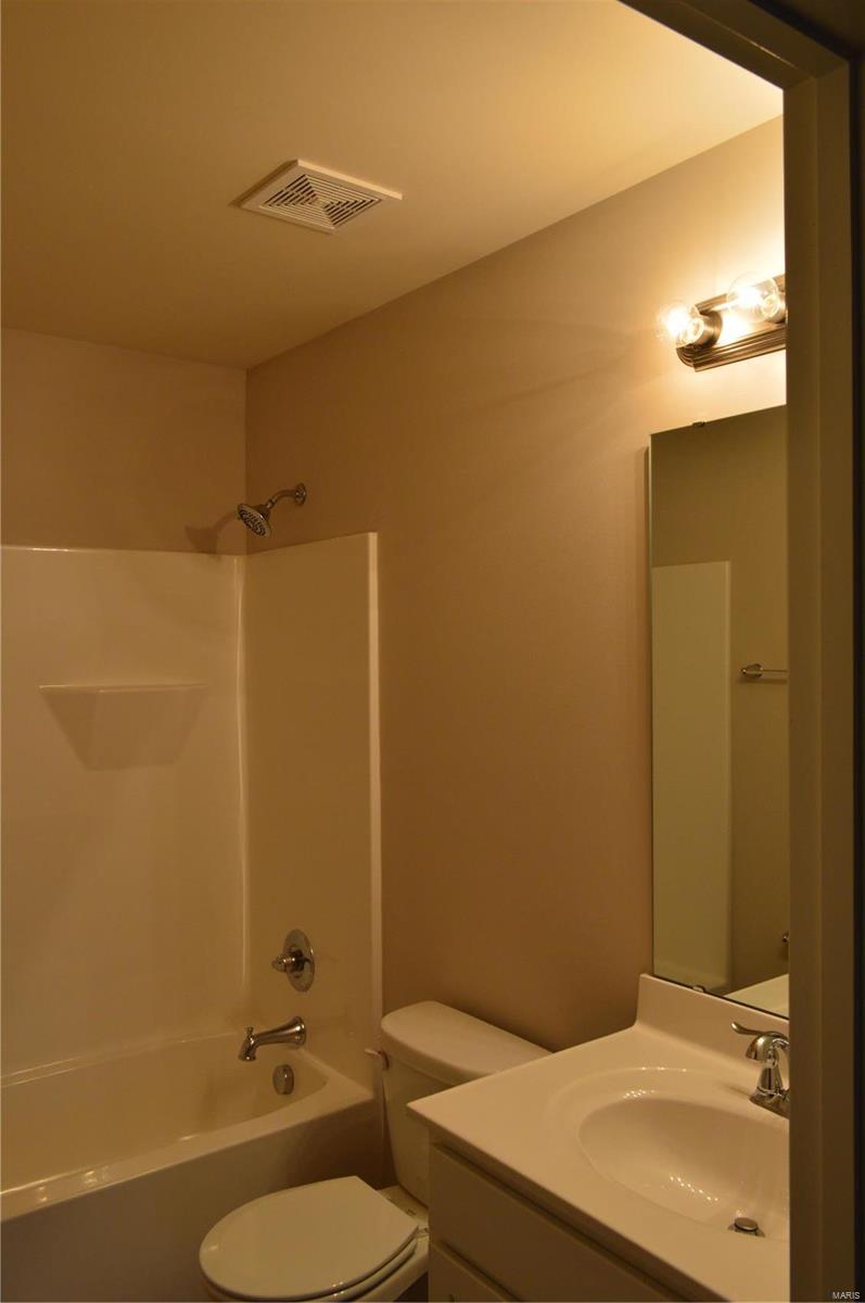 BUENA VISTA - Residential Lease